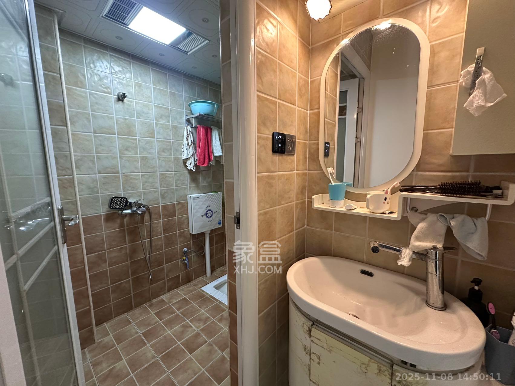 维一星城原山苑  3室2厅1卫    2000.0元/月室内图