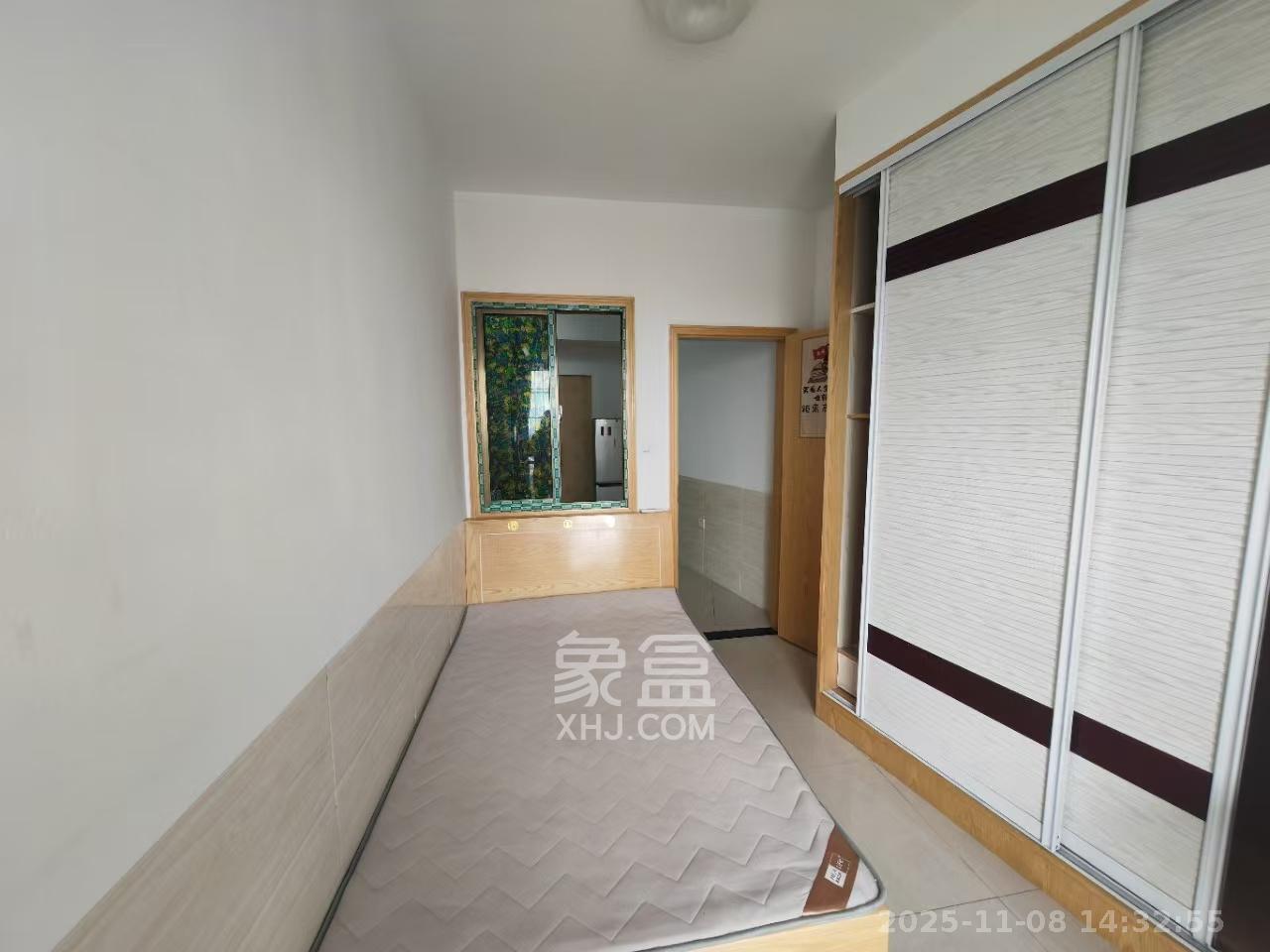 湖韵佳苑  2室1厅1卫    1700.0元/月室内图