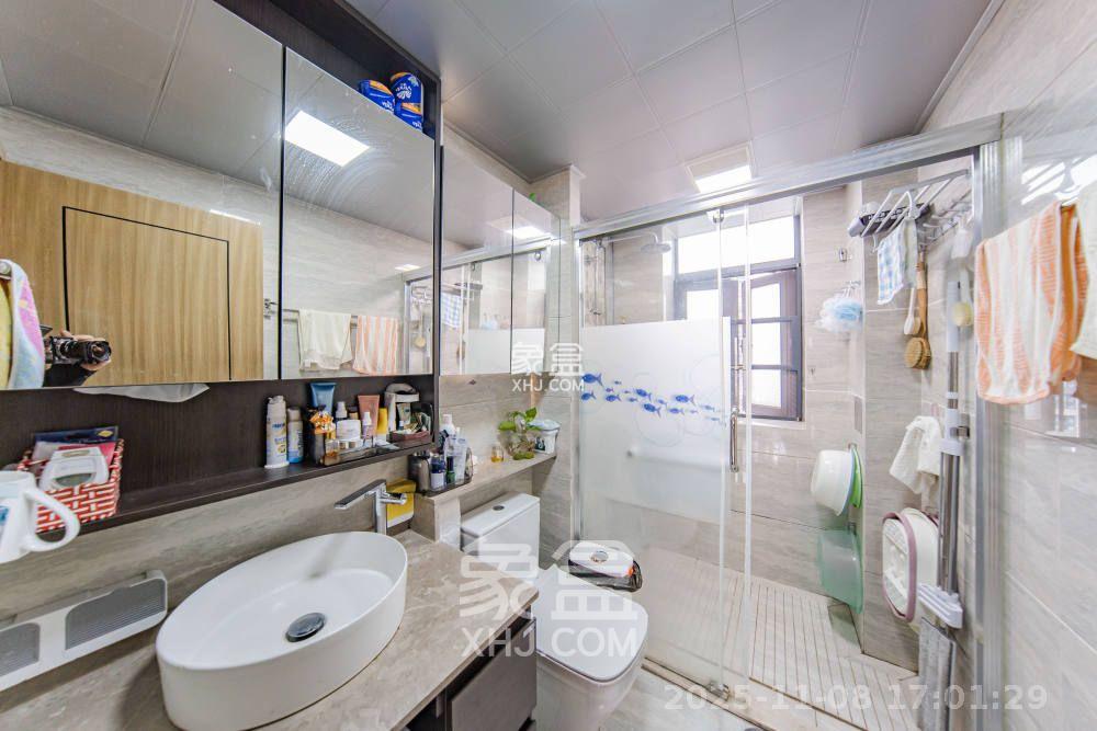 恒伟西雅韵 3室2厅2卫 4300.0元/月 恒伟西雅韵 3室2厅2卫 4300.0元/月室内图