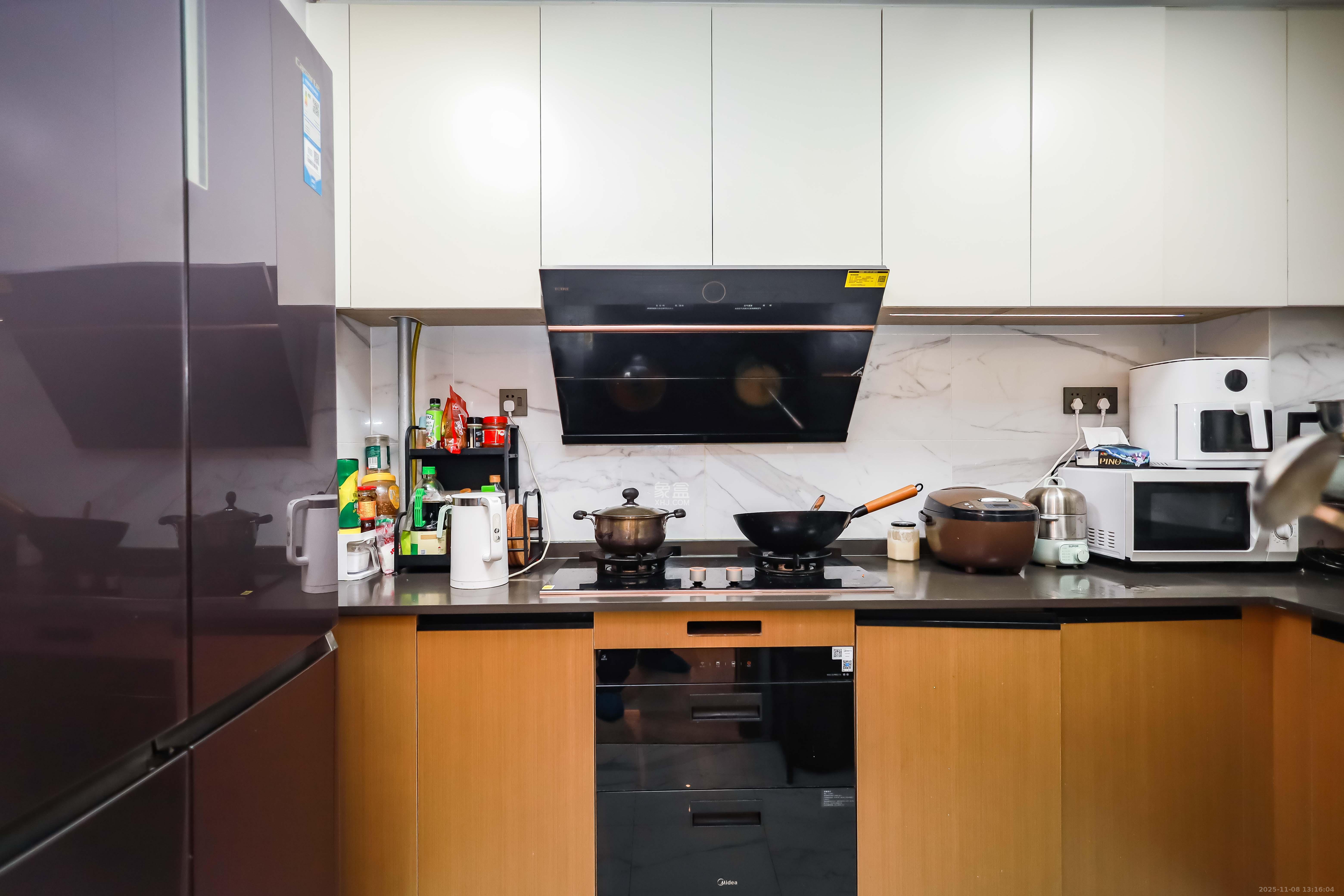 长房云西府一期  3室2厅1卫    98.8万厨房