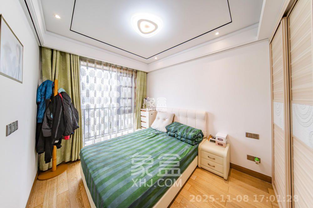 恒伟西雅韵 3室2厅2卫 4300.0元/月 恒伟西雅韵 3室2厅2卫 4300.0元/月室内图