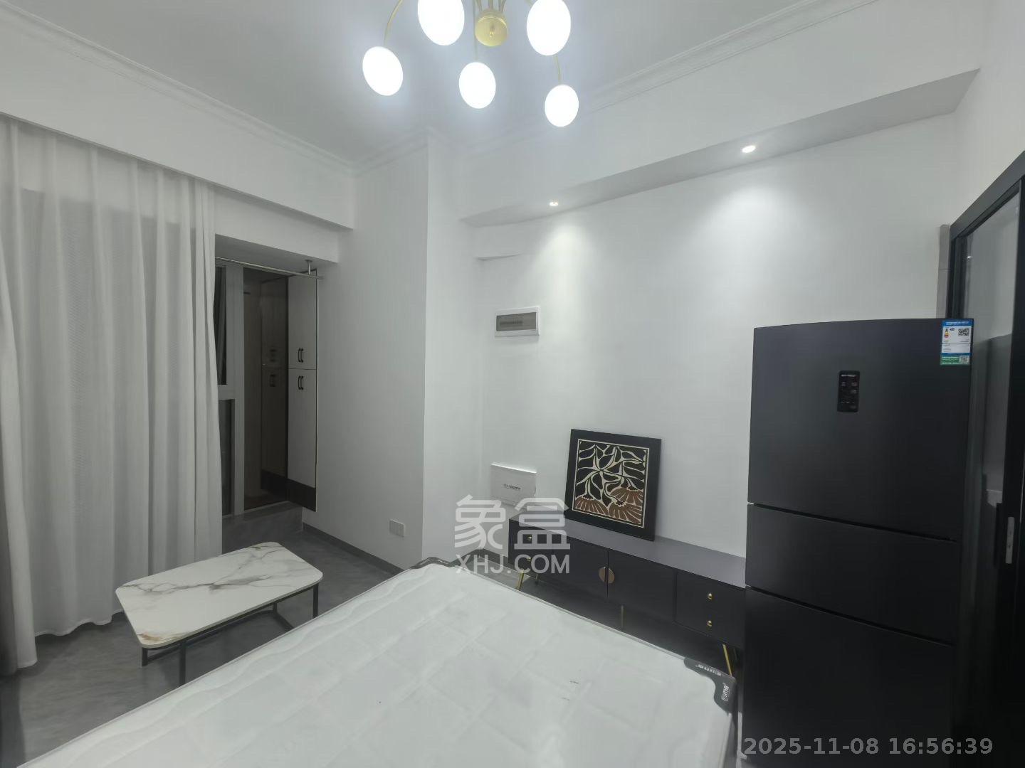 恒大誉府（融誉商业中心）  1室0厅0卫    1500.0元/月室内图