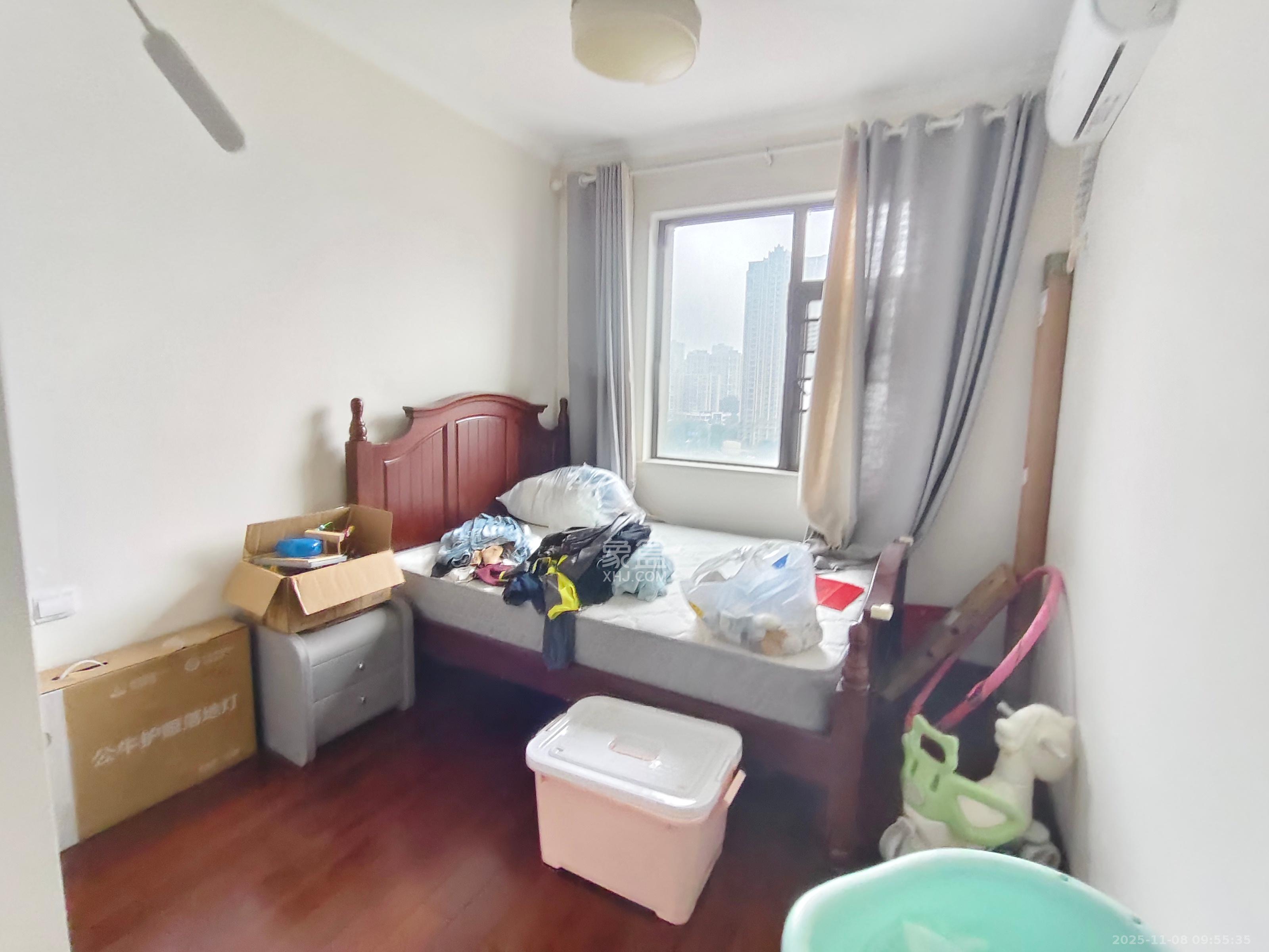 阳光丽城一期 4室2厅2卫 4200.0元/月 阳光丽城一期 4室2厅2卫 4200.0元/月室内图