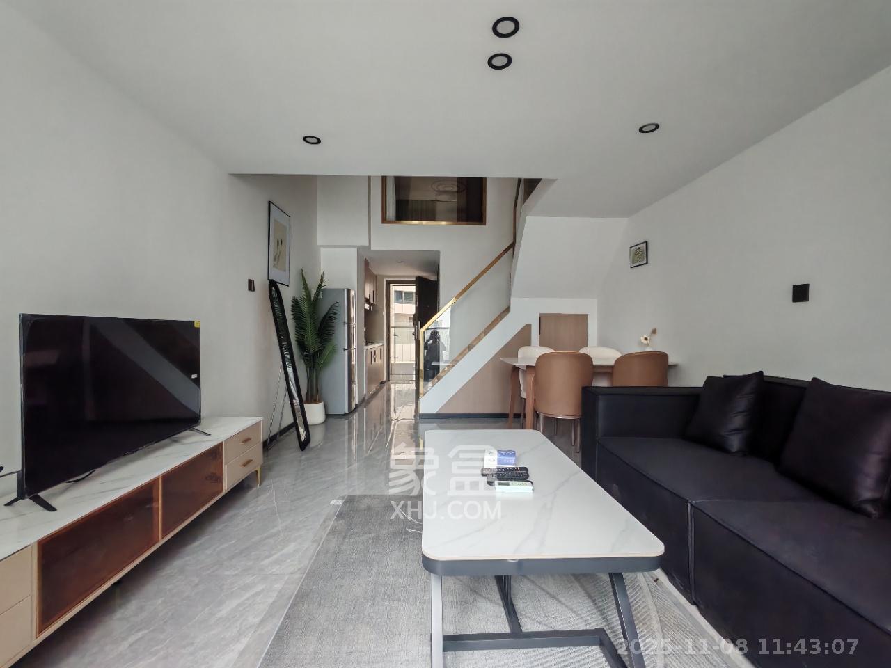 旺德府万象时代  2室1厅1卫    2200.0元/月室内图