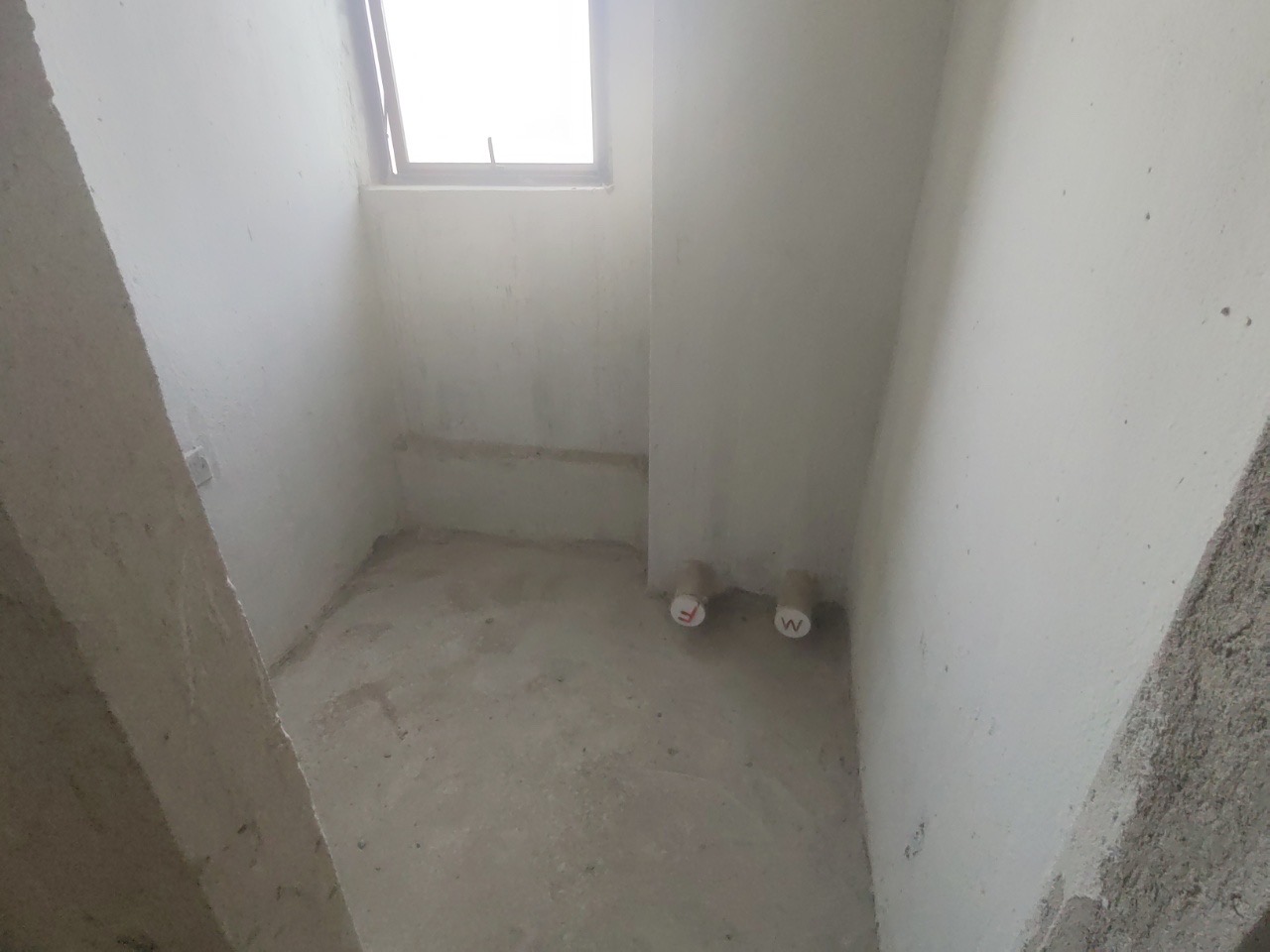 和风家园一期 3室1厅1卫 230.0万 和风家园一期 3室1厅1卫 230.0万客厅