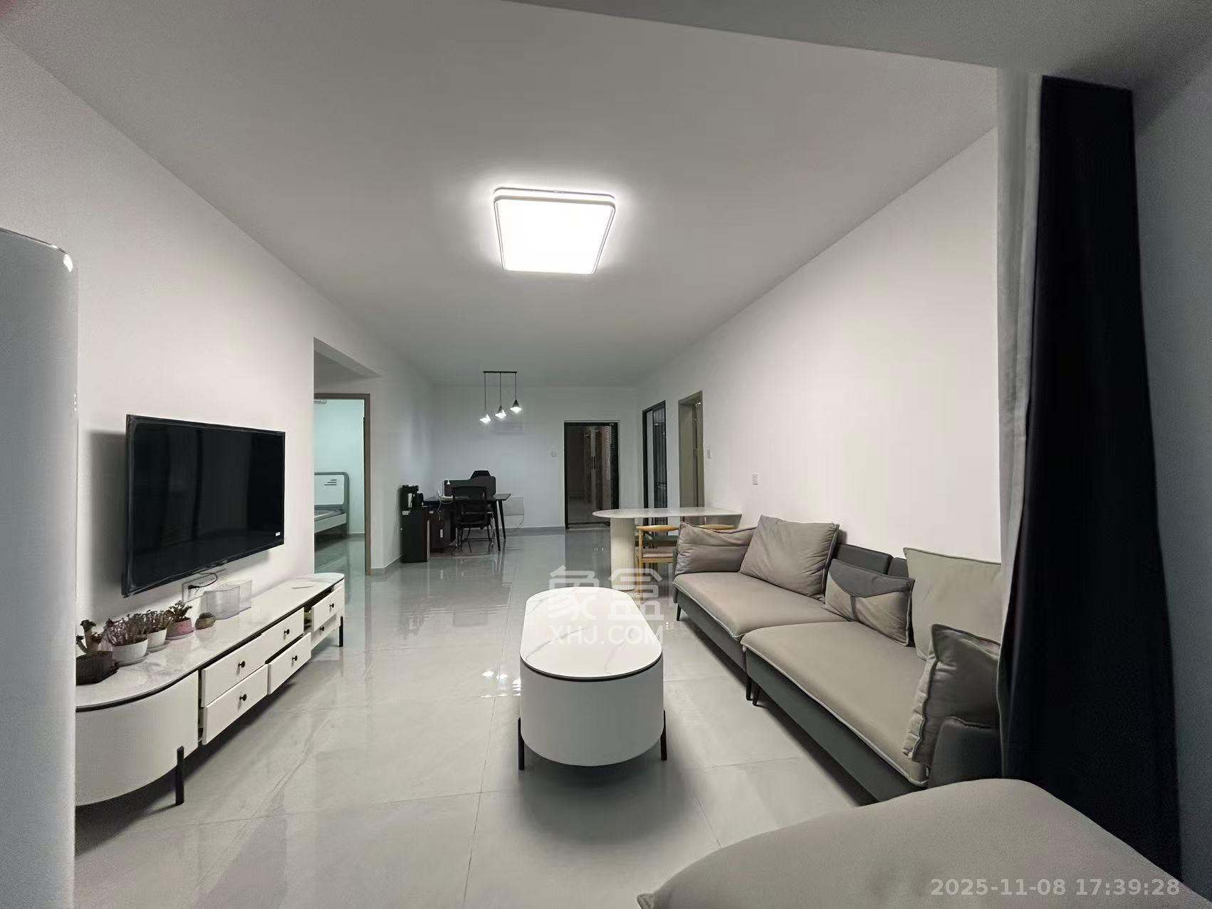 丽发新城 3室2厅2卫 2600.0元/月 丽发新城 3室2厅2卫 2600.0元/月室内图