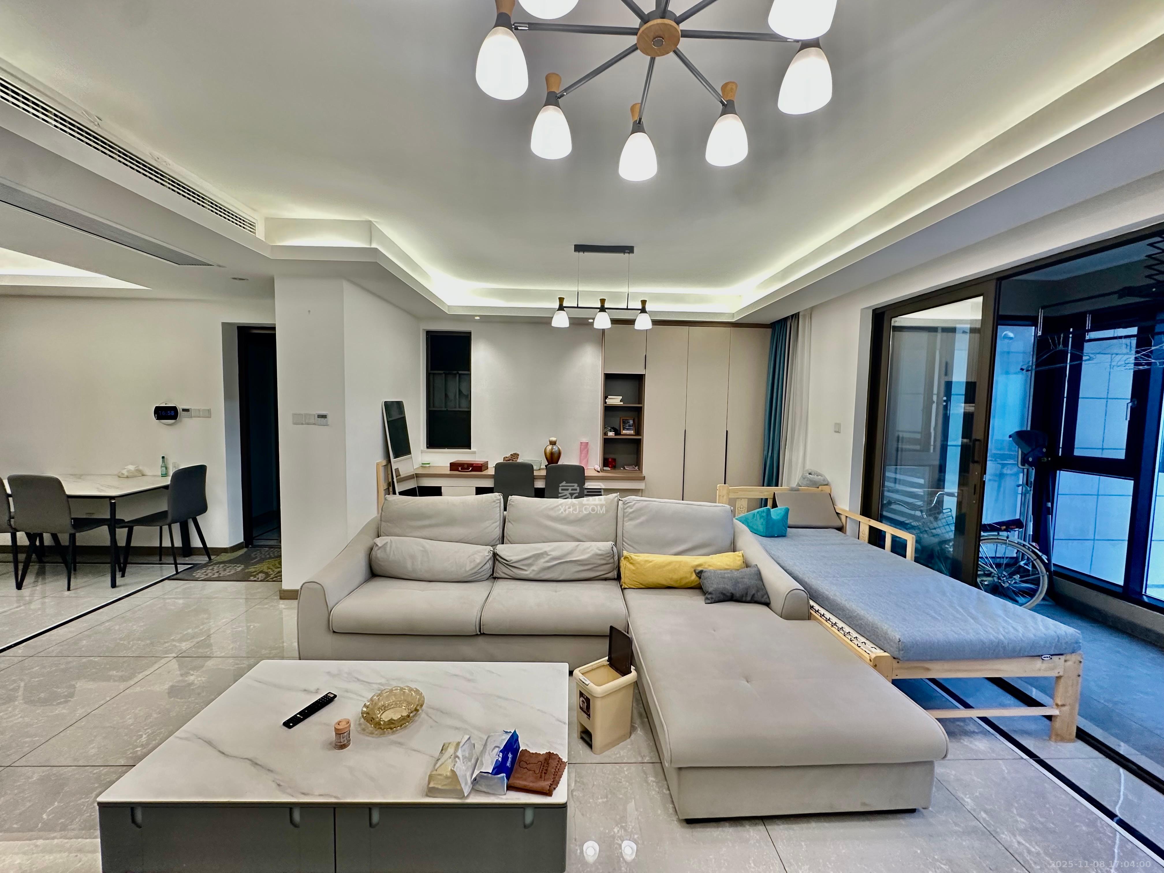 龙湖铂金中心（龙湖春江郦城）  3室2厅2卫    5500.0元/月室内图