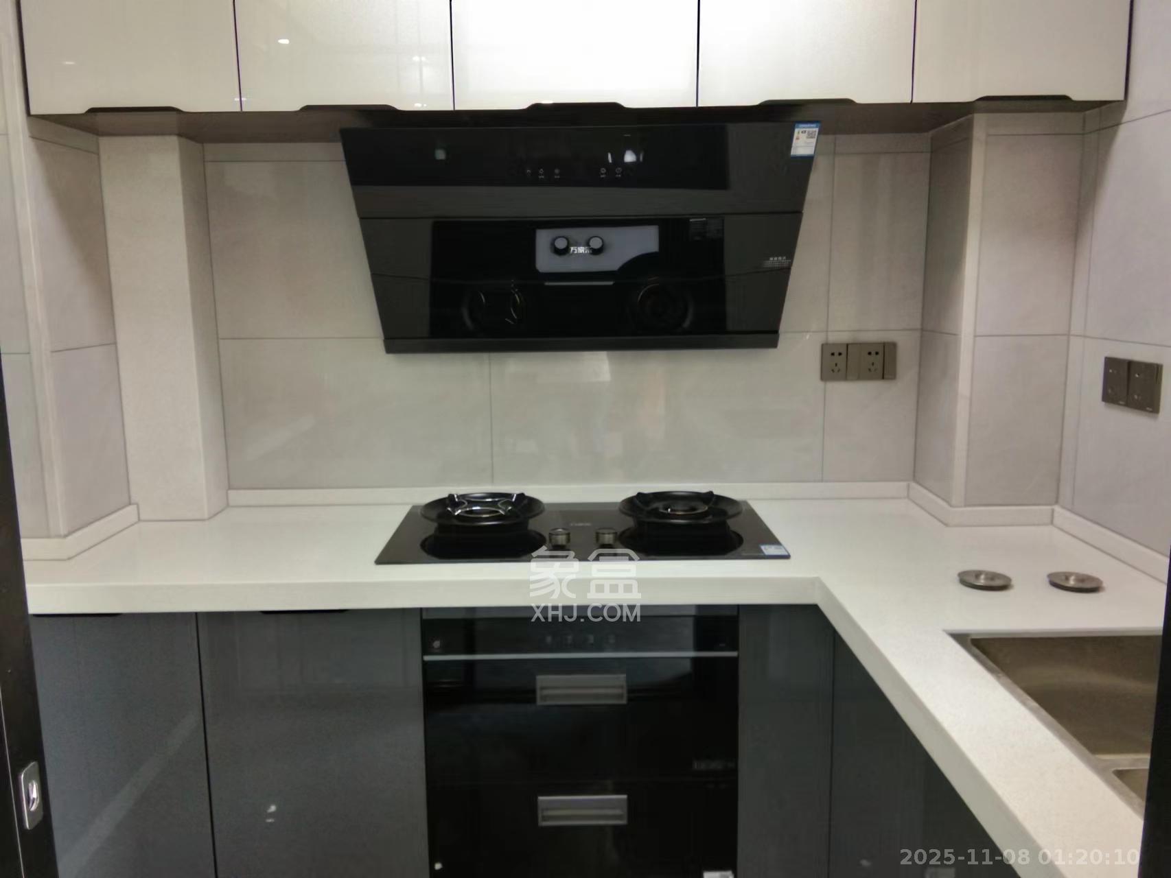 长房明宸府  3室2厅1卫    2700.0元/月室内图