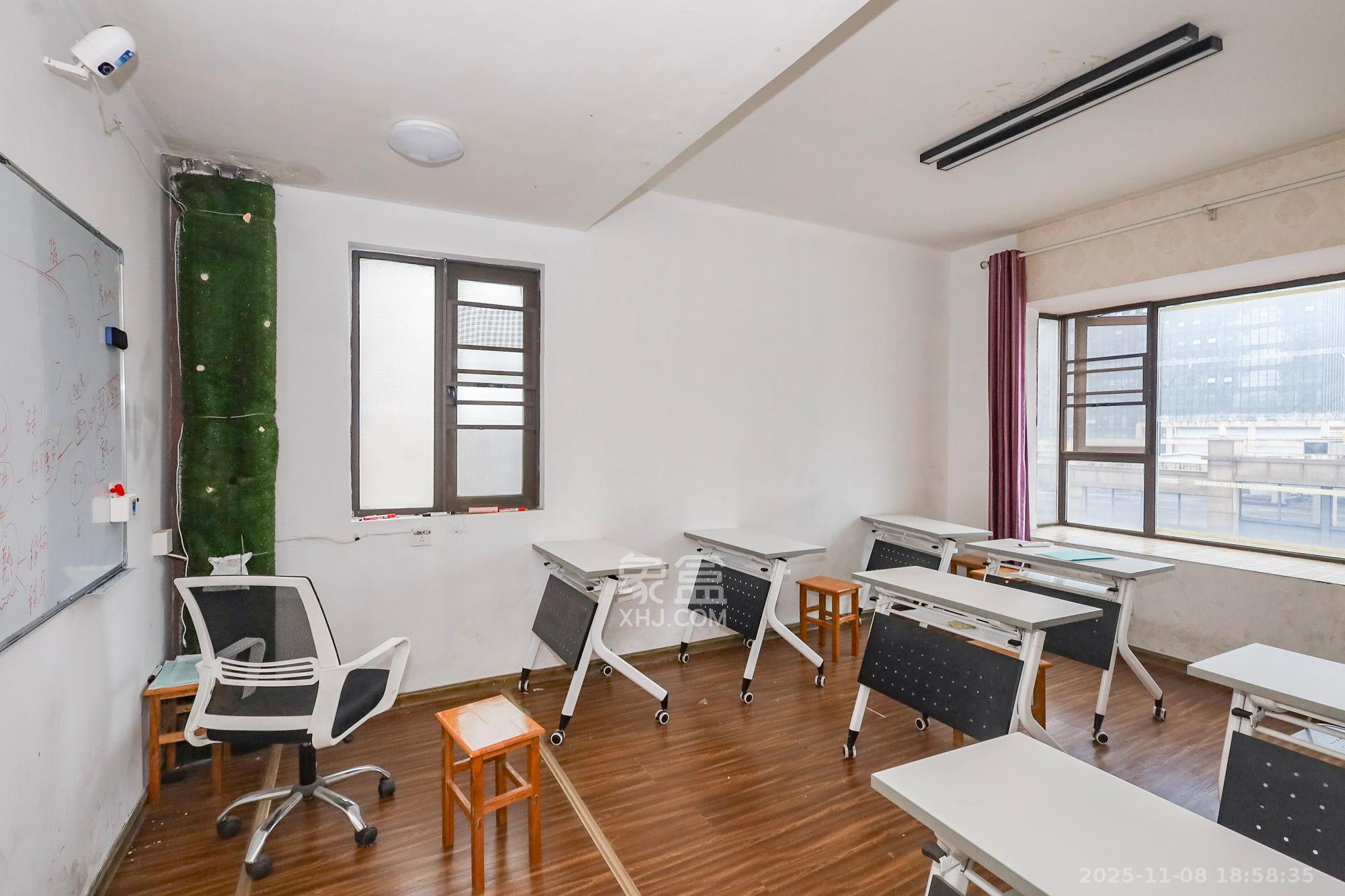 钰龙天下二期（钰龙佳园）  1室2厅1卫    196.0万卧室