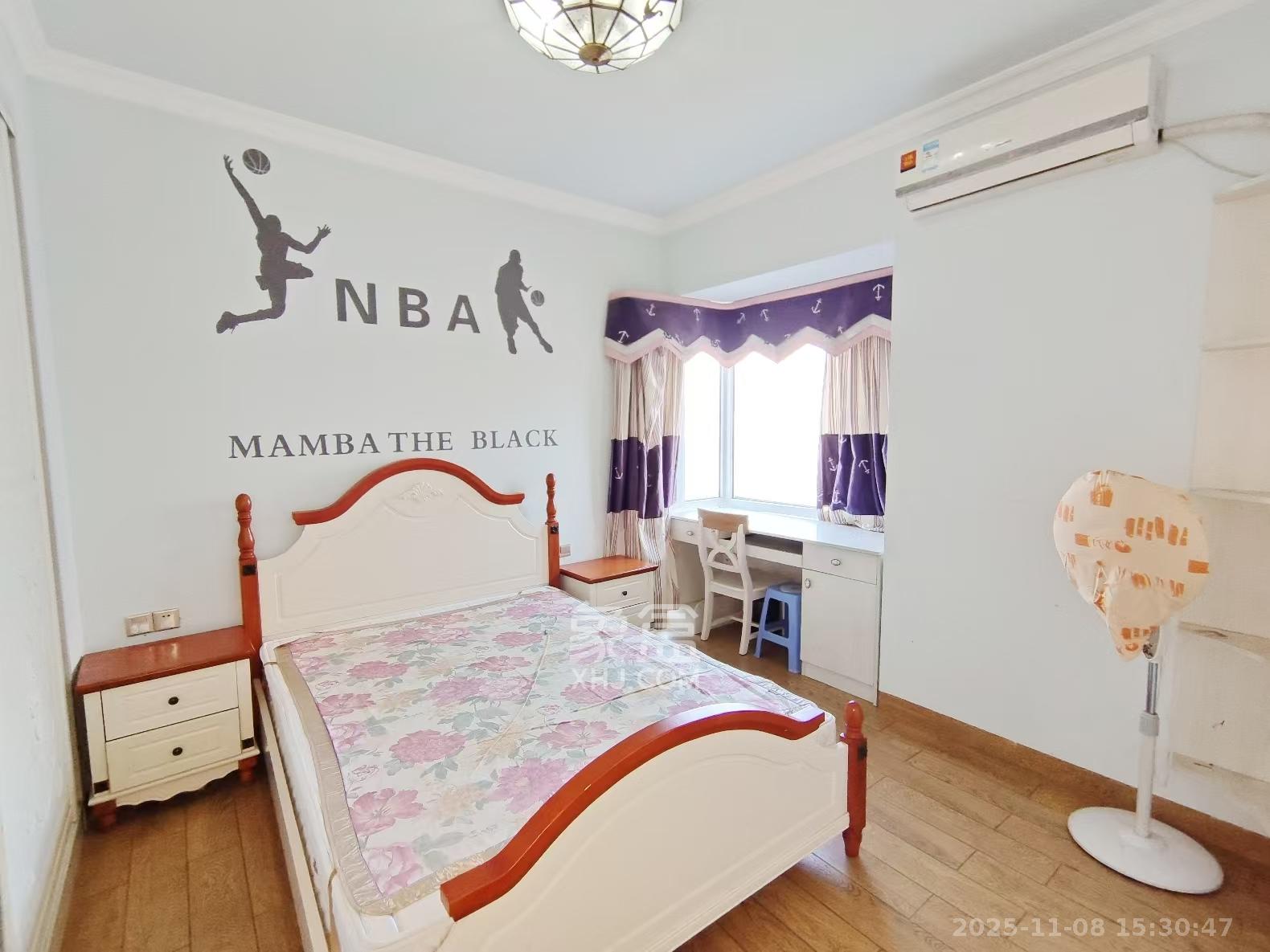 兴威帕克水岸  3室2厅2卫    2400.0元/月