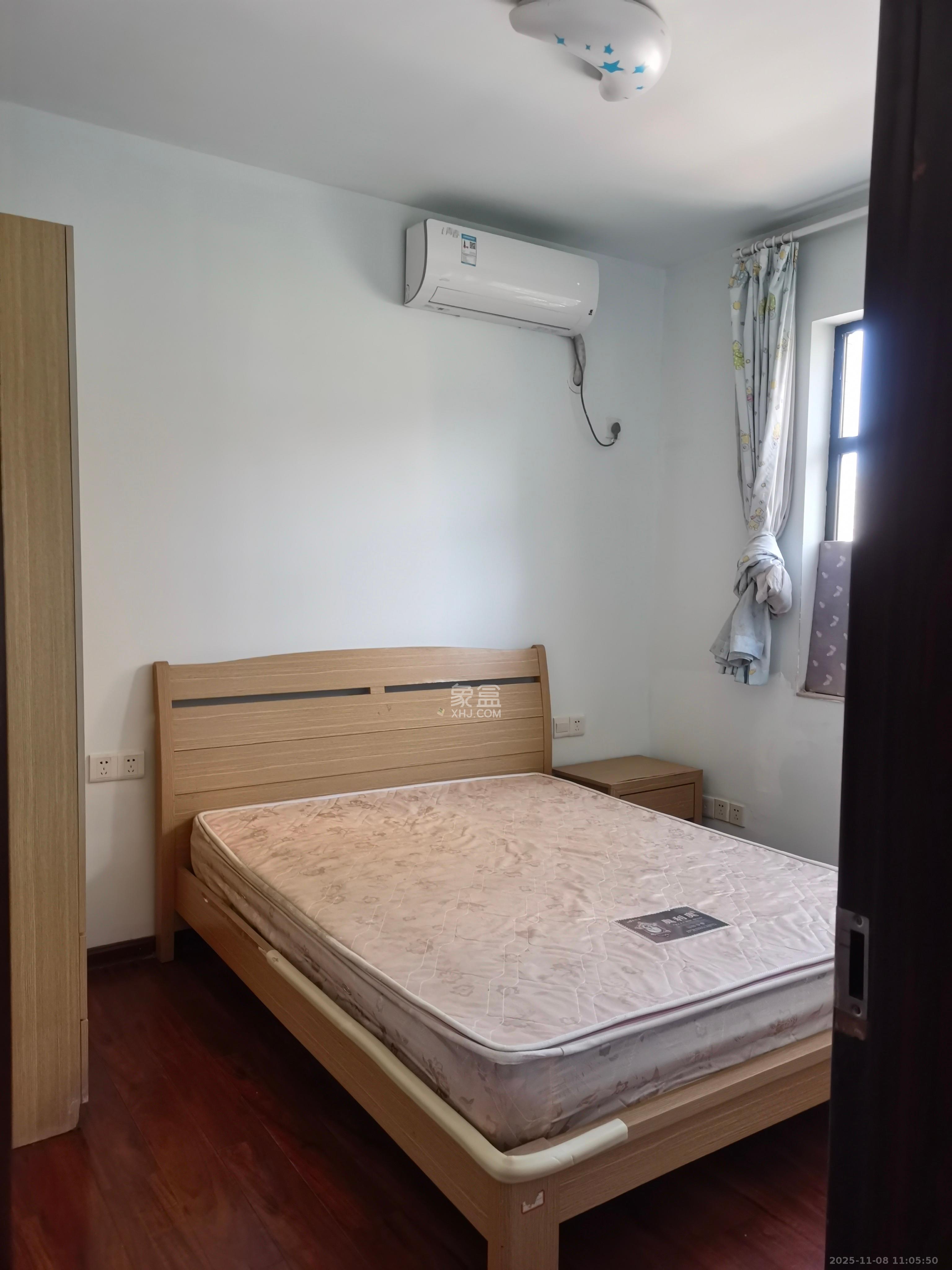 湘诚嘉园 2室2厅1卫 2100.0元/月 湘诚嘉园 2室2厅1卫 2100.0元/月室内图