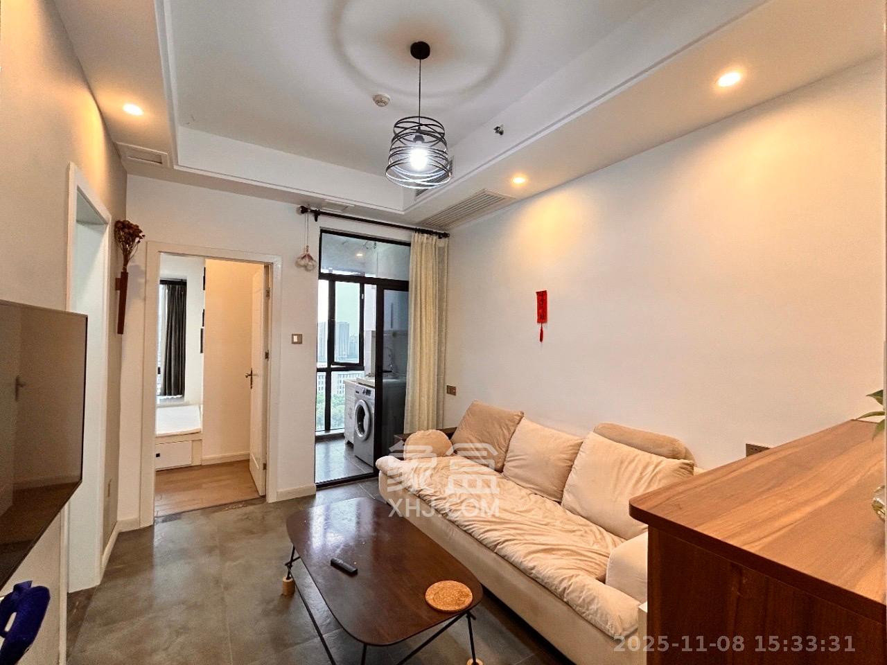 荣悦台 1室1厅1卫 2700.0元/月 荣悦台 1室1厅1卫 2700.0元/月室内图