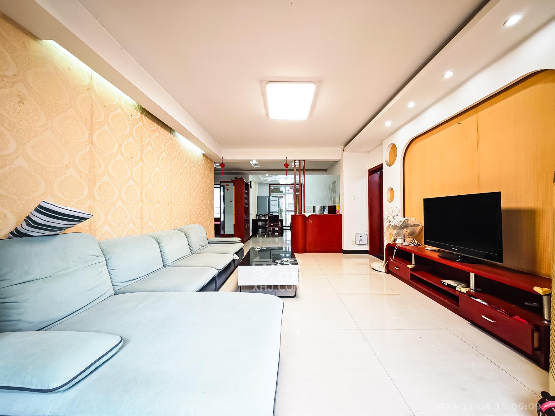 山语城一期  3室2厅2卫    80.0万其他