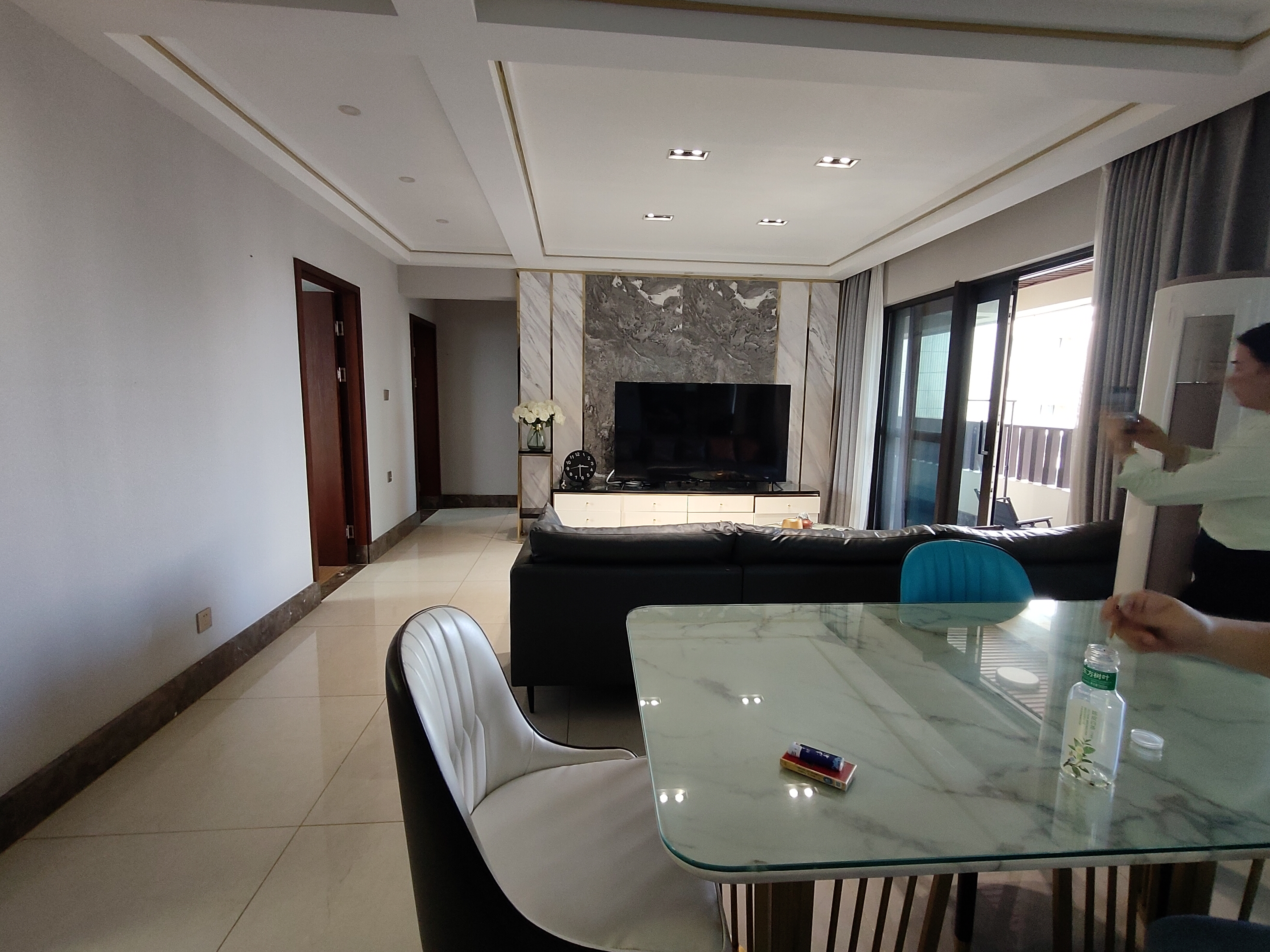 绿地海德公馆 4室2厅2卫 250.0万 绿地海德公馆 4室2厅2卫 250.0万户型图