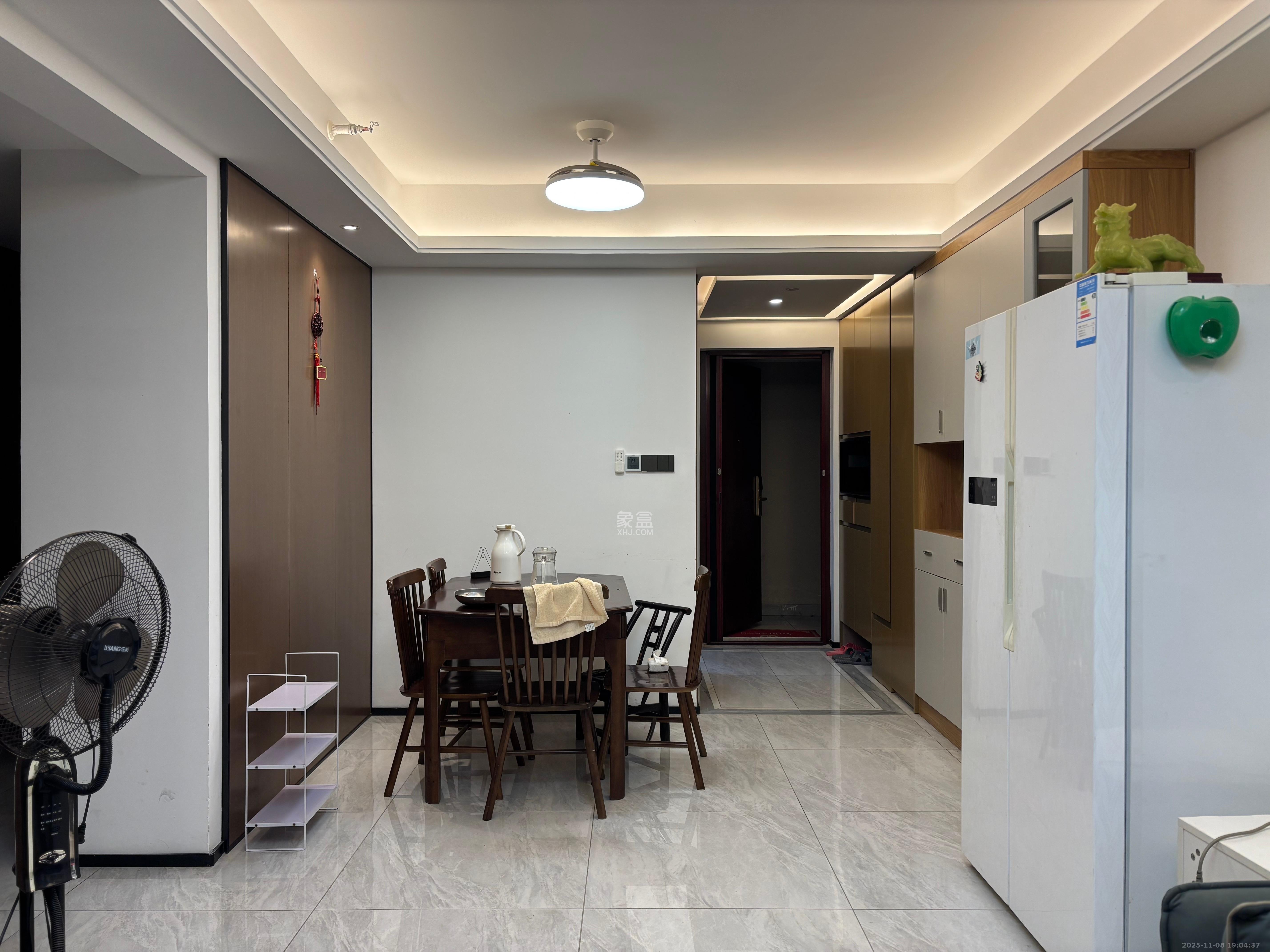 万科魅力之城天阔里  3室2厅2卫    2750.0元/月室内图