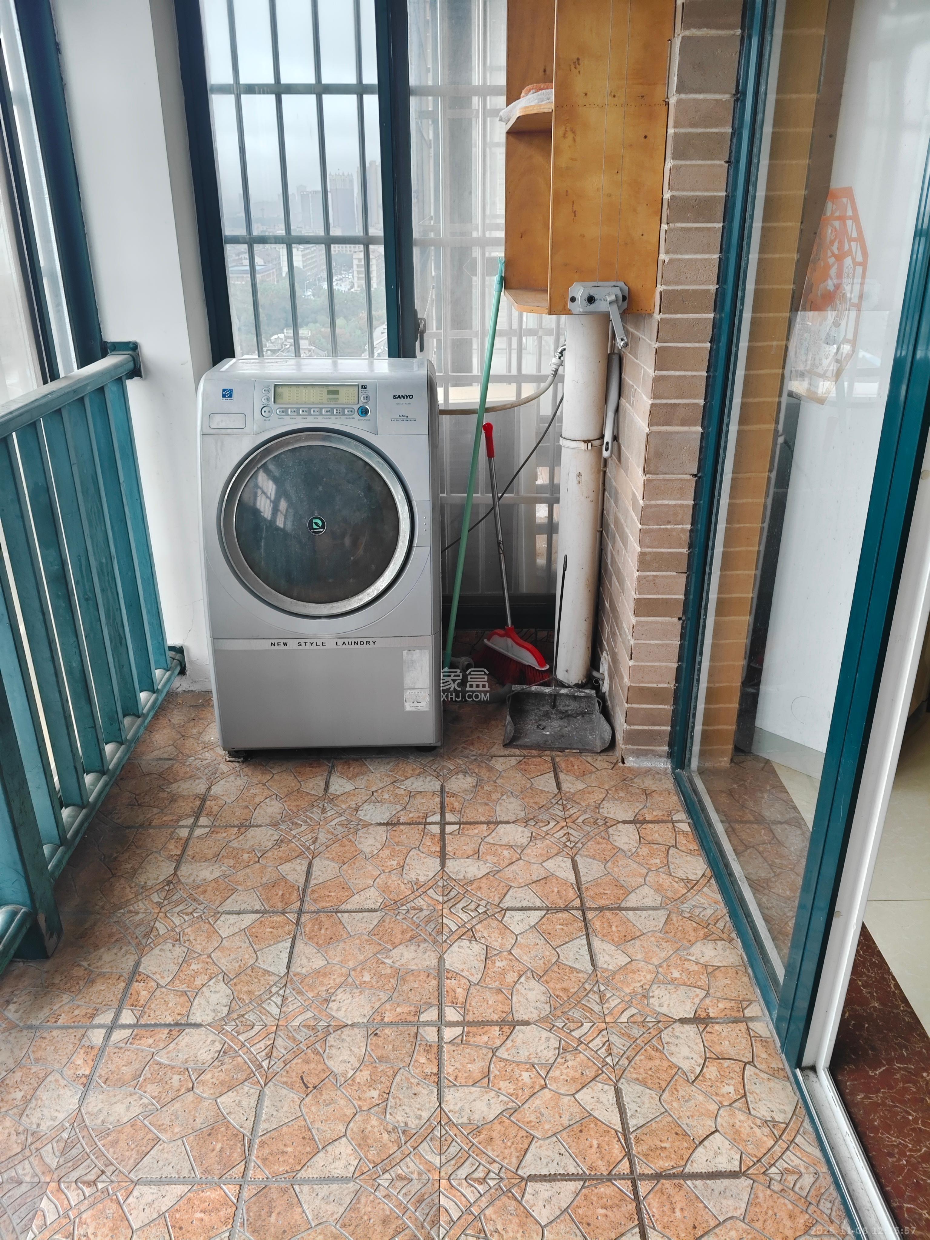 博雅湘水湾  2室2厅1卫    1600.0元/月室内图