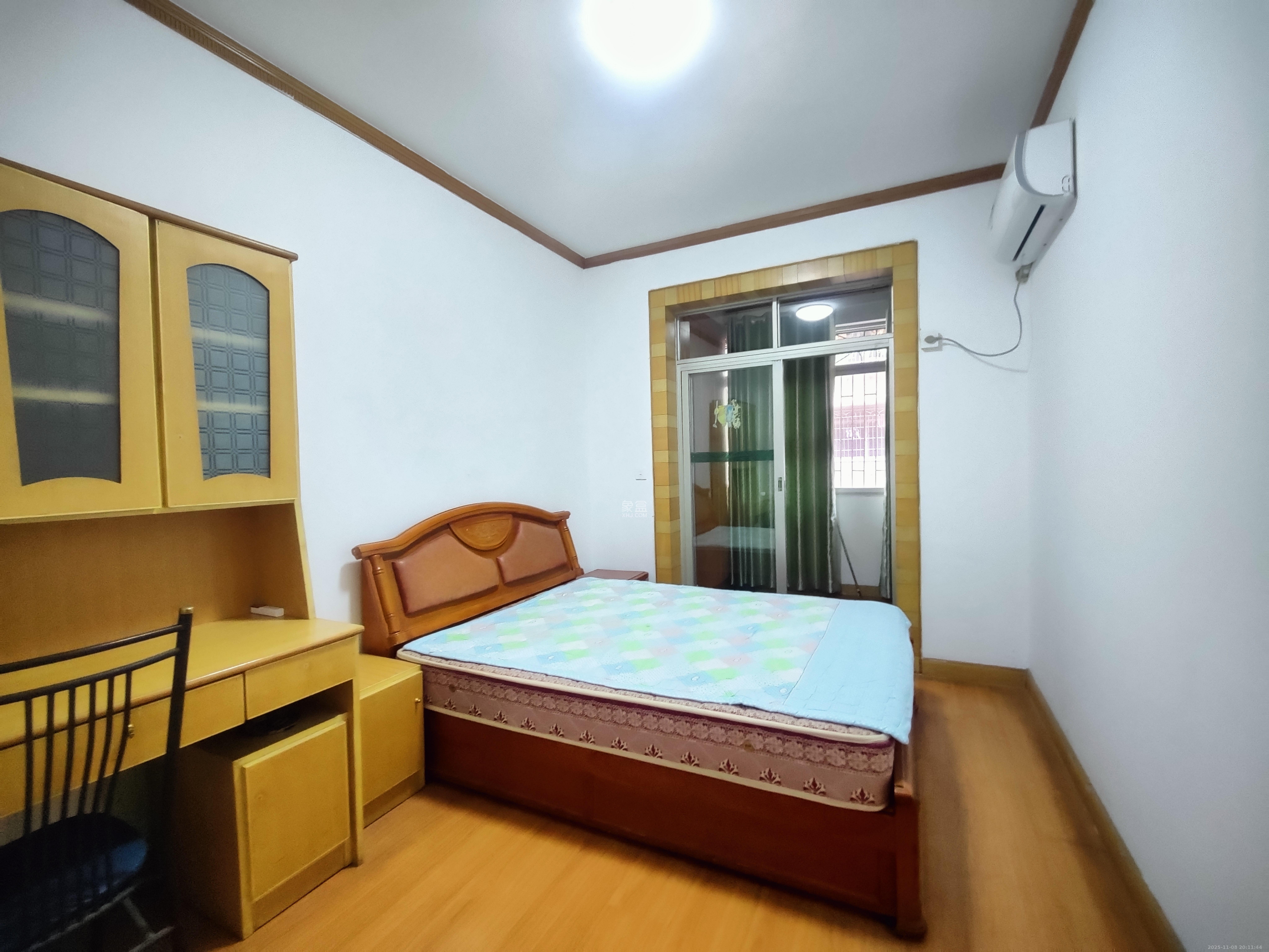 杏林小区  3室2厅2卫    2100.0元/月室内图