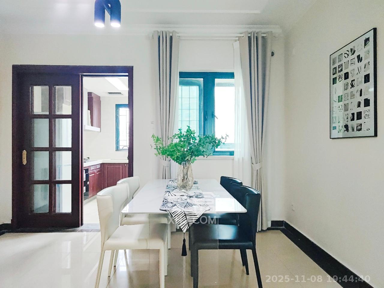 恒大雅苑  4室2厅2卫    4500.0元/月室内图