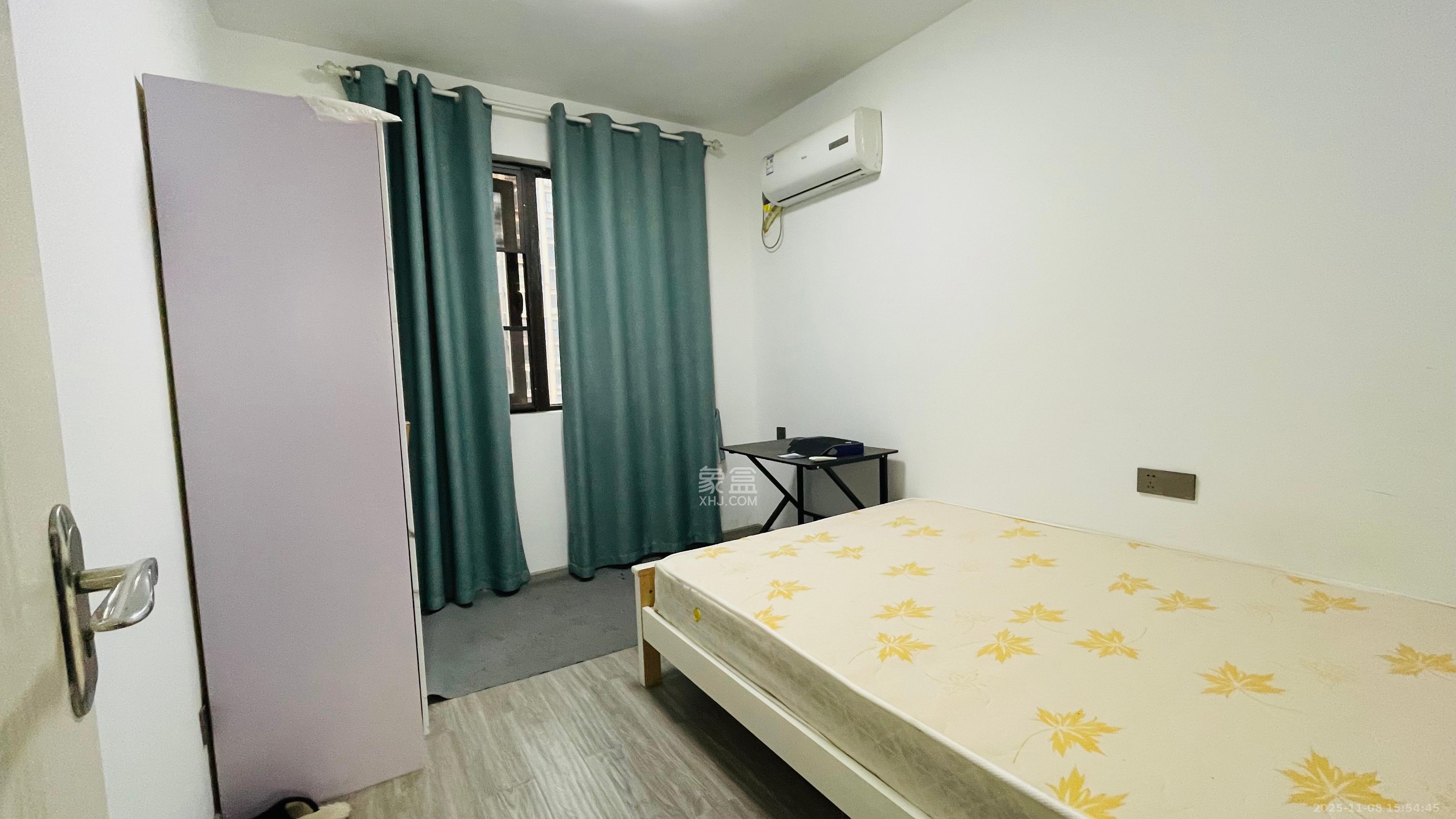 融创融公馆(融创臻苑) 4室2厅2卫 2200.0元/月 融创融公馆(融创臻苑) 4室2厅2卫 2200.0元/月室内图