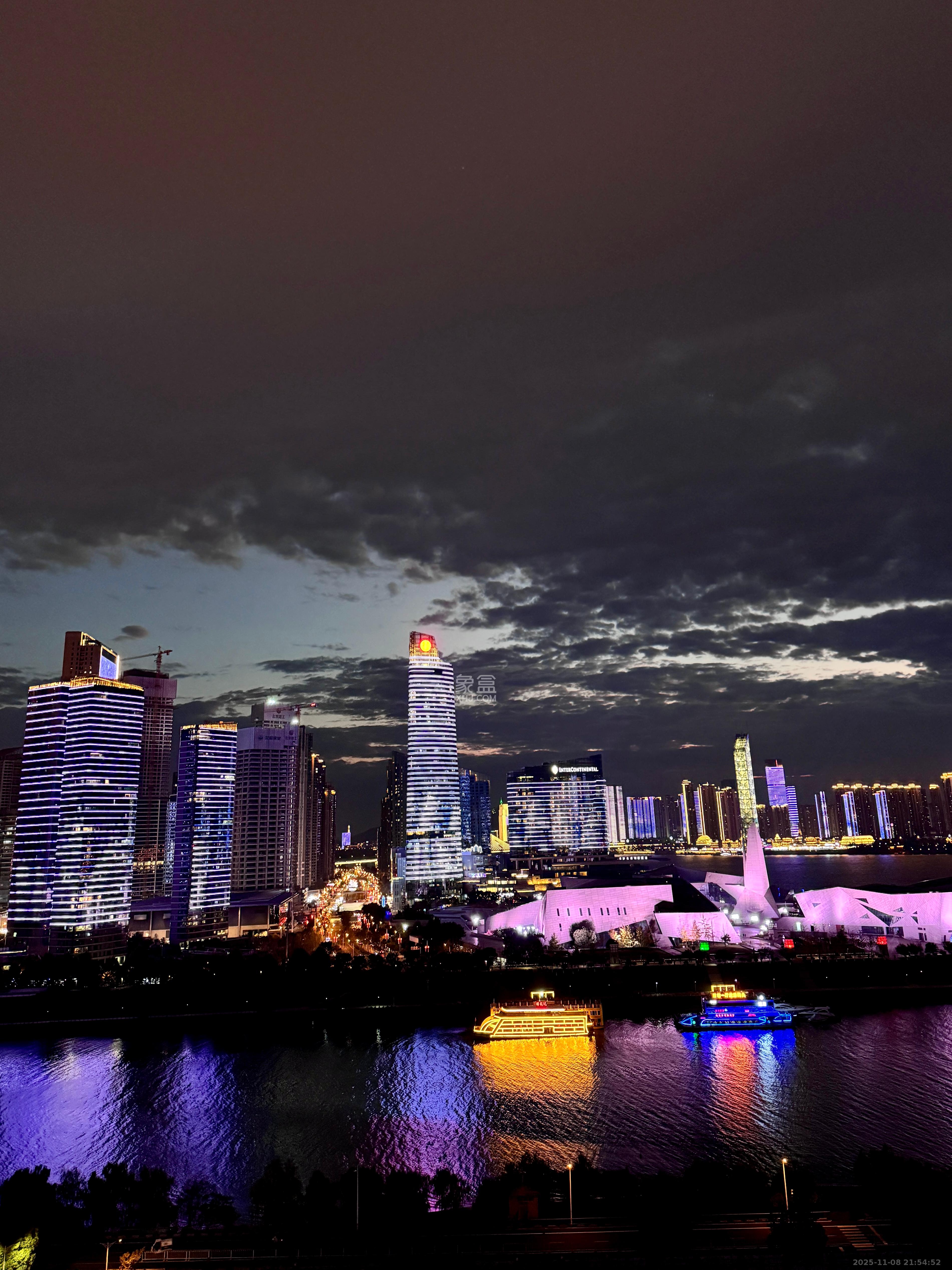 恒大御景半岛湘江苑（恒大御景半岛一期）  2室2厅1卫    2600.0元/月室内图