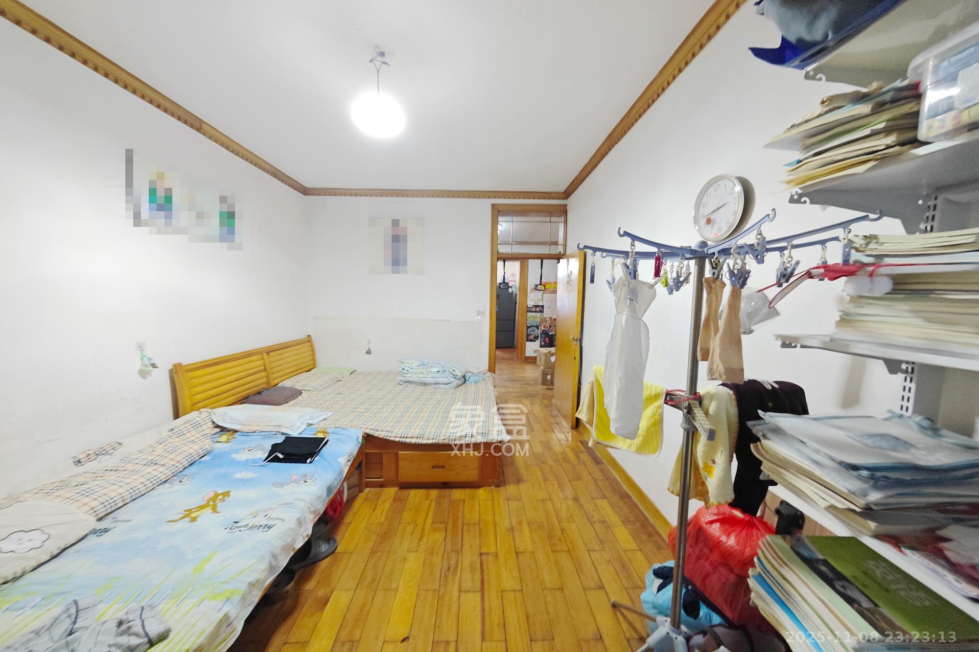 金科园 2室1厅1卫 42.0万 金科园 2室1厅1卫 42.0万卧室