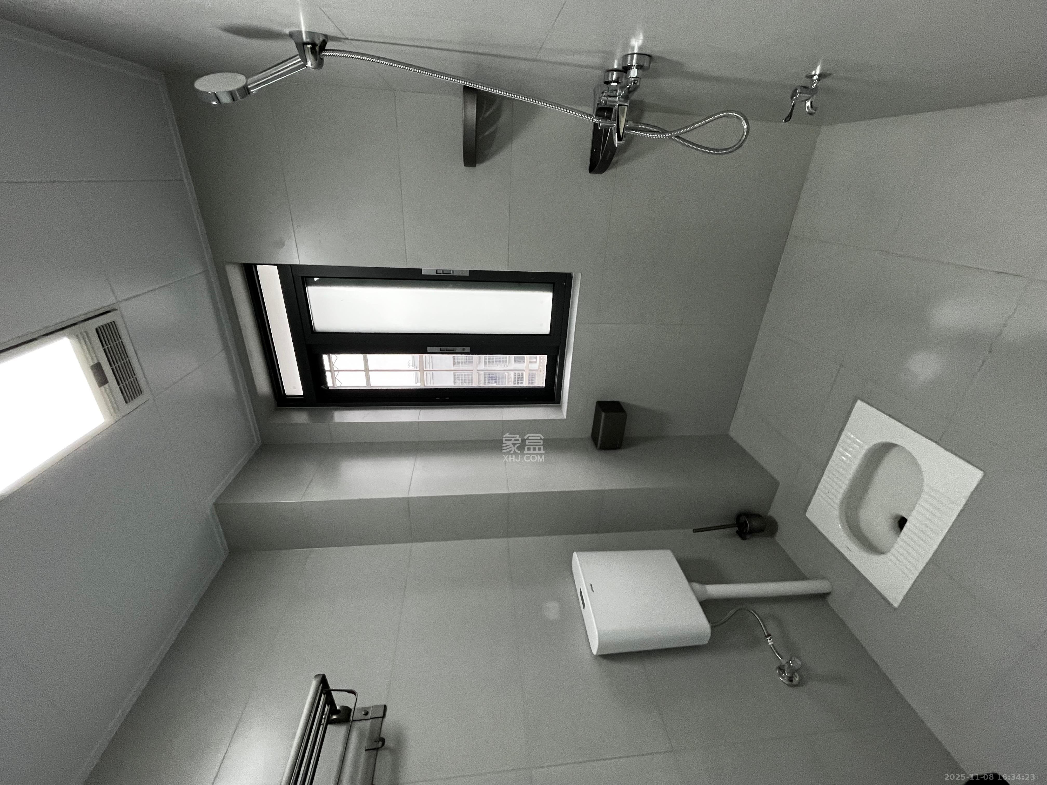 坪山家园  2室1厅1卫    1900.0元/月室内图