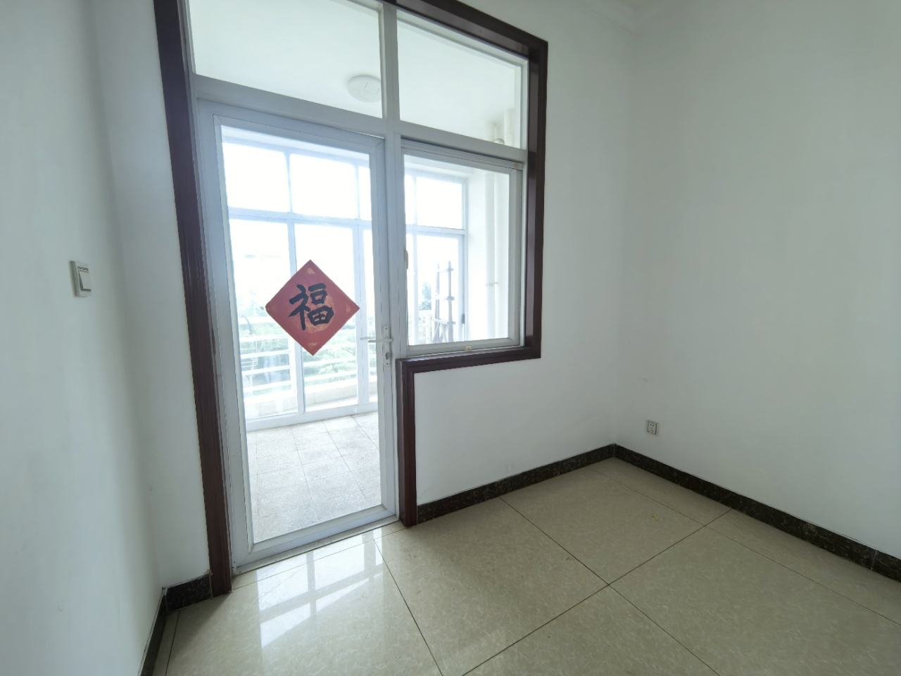 阳光经典 4室2厅3卫 480.0万 阳光经典 4室2厅3卫 480.0万室内图