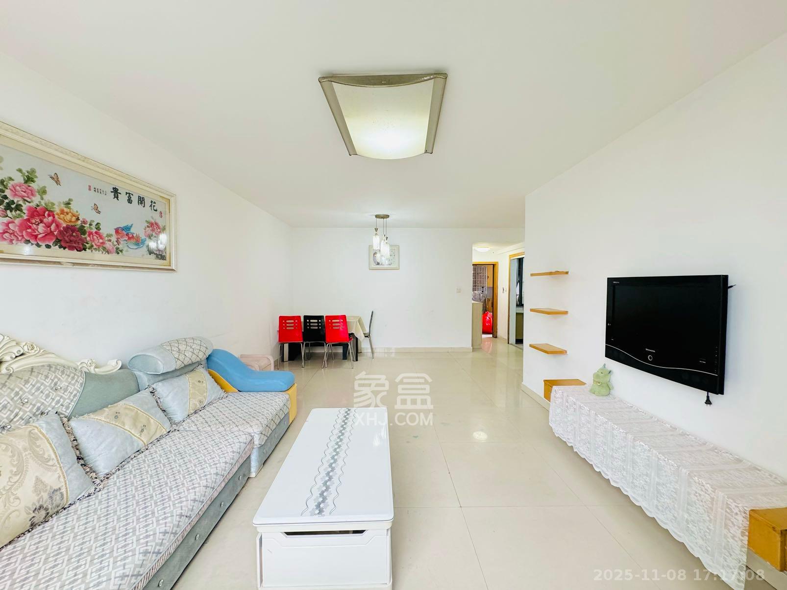 融橙上品 3室1厅1卫 2000.0元/月 融橙上品 3室1厅1卫 2000.0元/月室内图