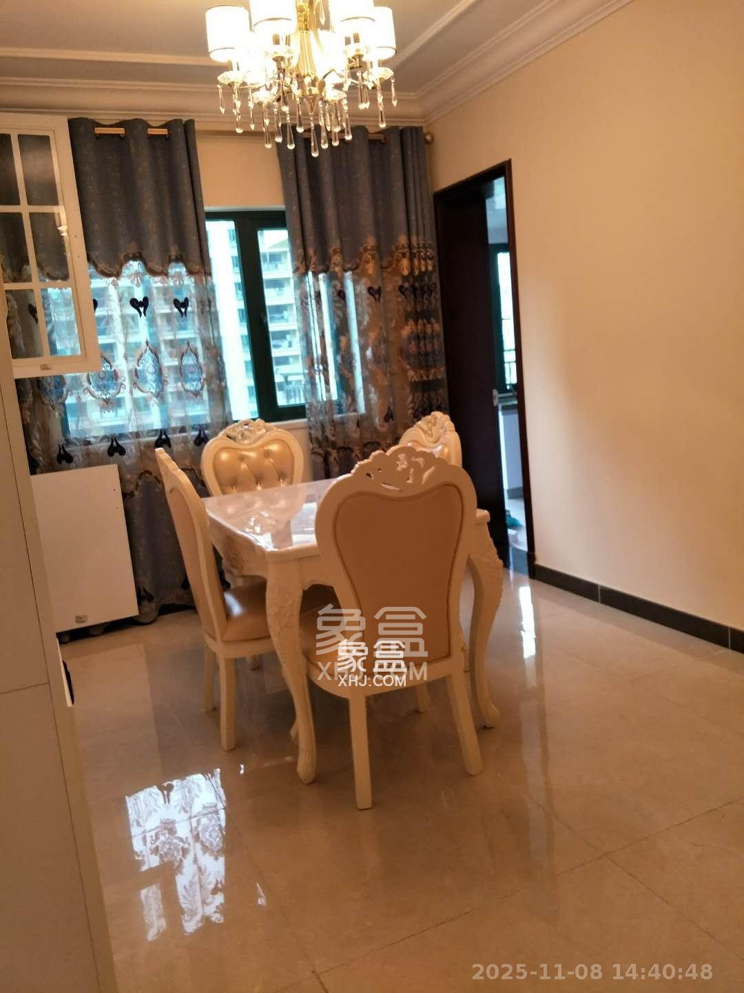 恒大雅苑  3室2厅2卫    3500.0元/月室内图