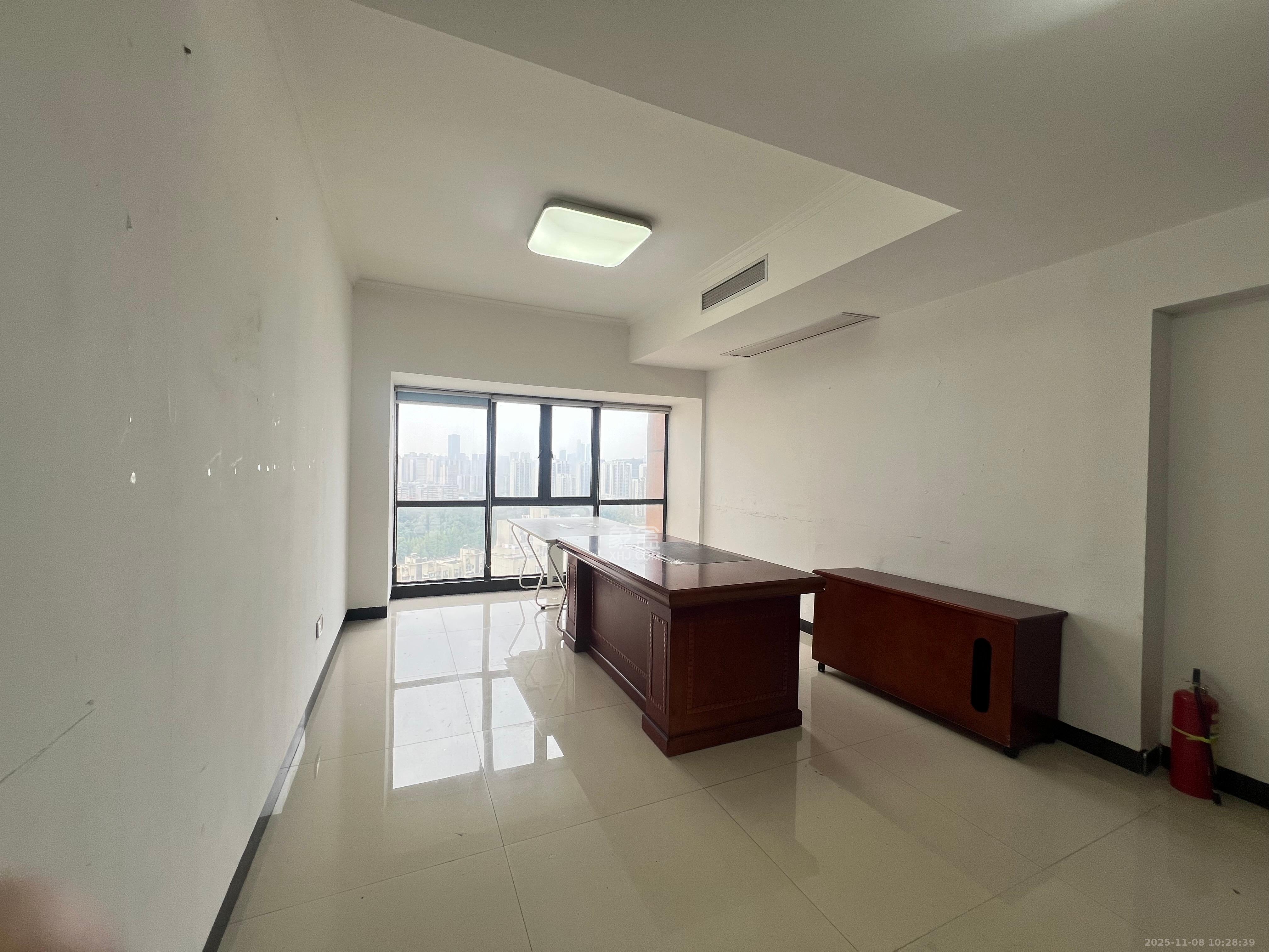 雅阁国际  1室0厅0卫    13500.0元/月室内图