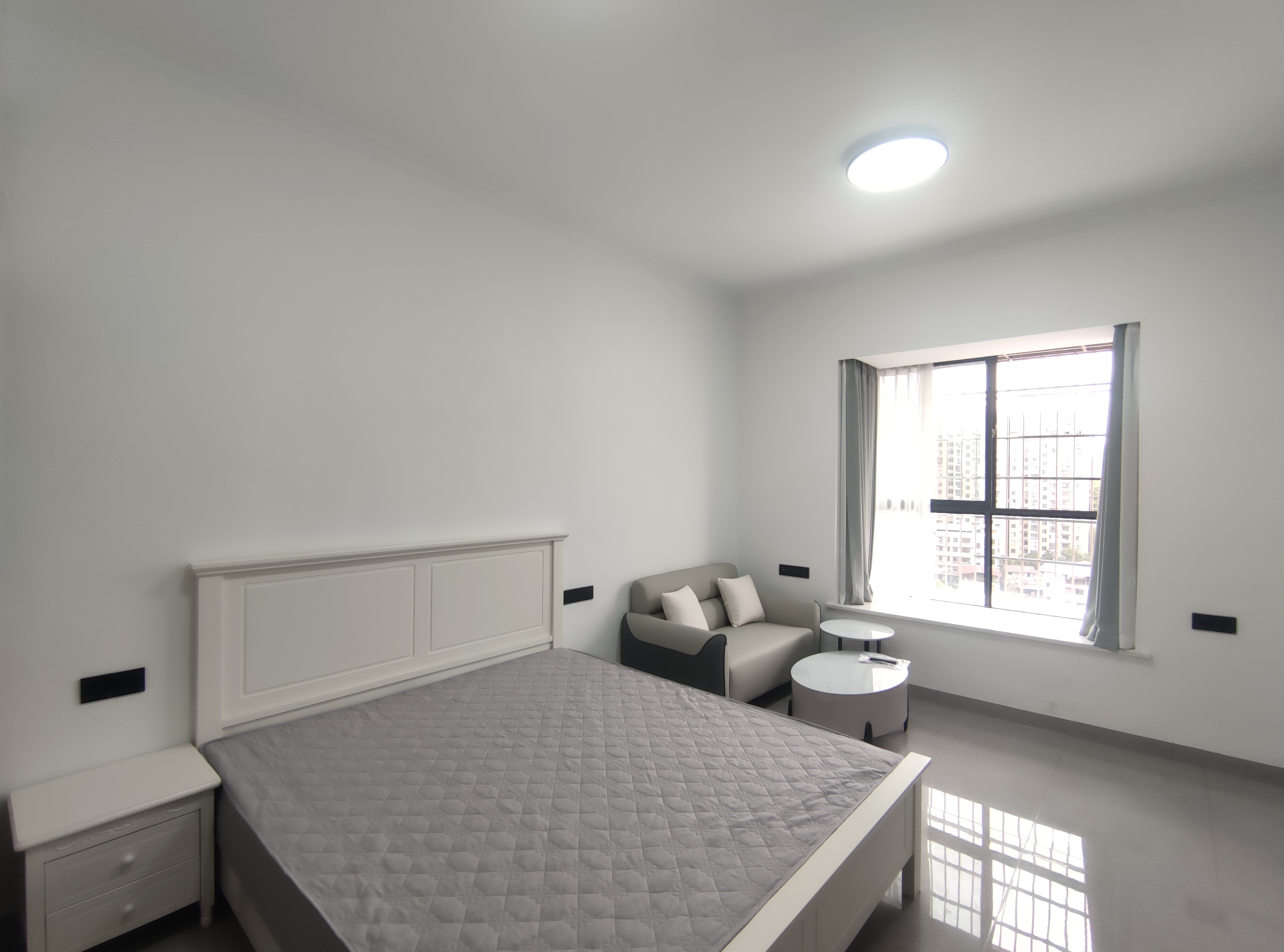 西合路（红湘段）安置房  1室1厅1卫    1300.0元/月室内图