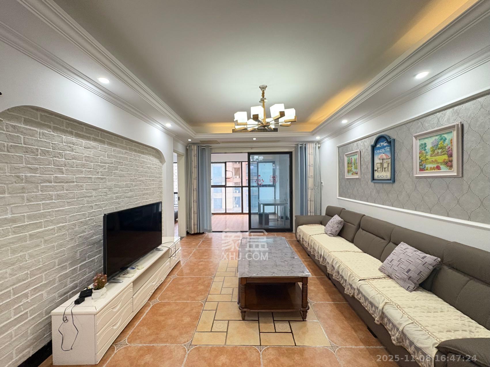 达美D6区  3室2厅1卫    3200.0元/月