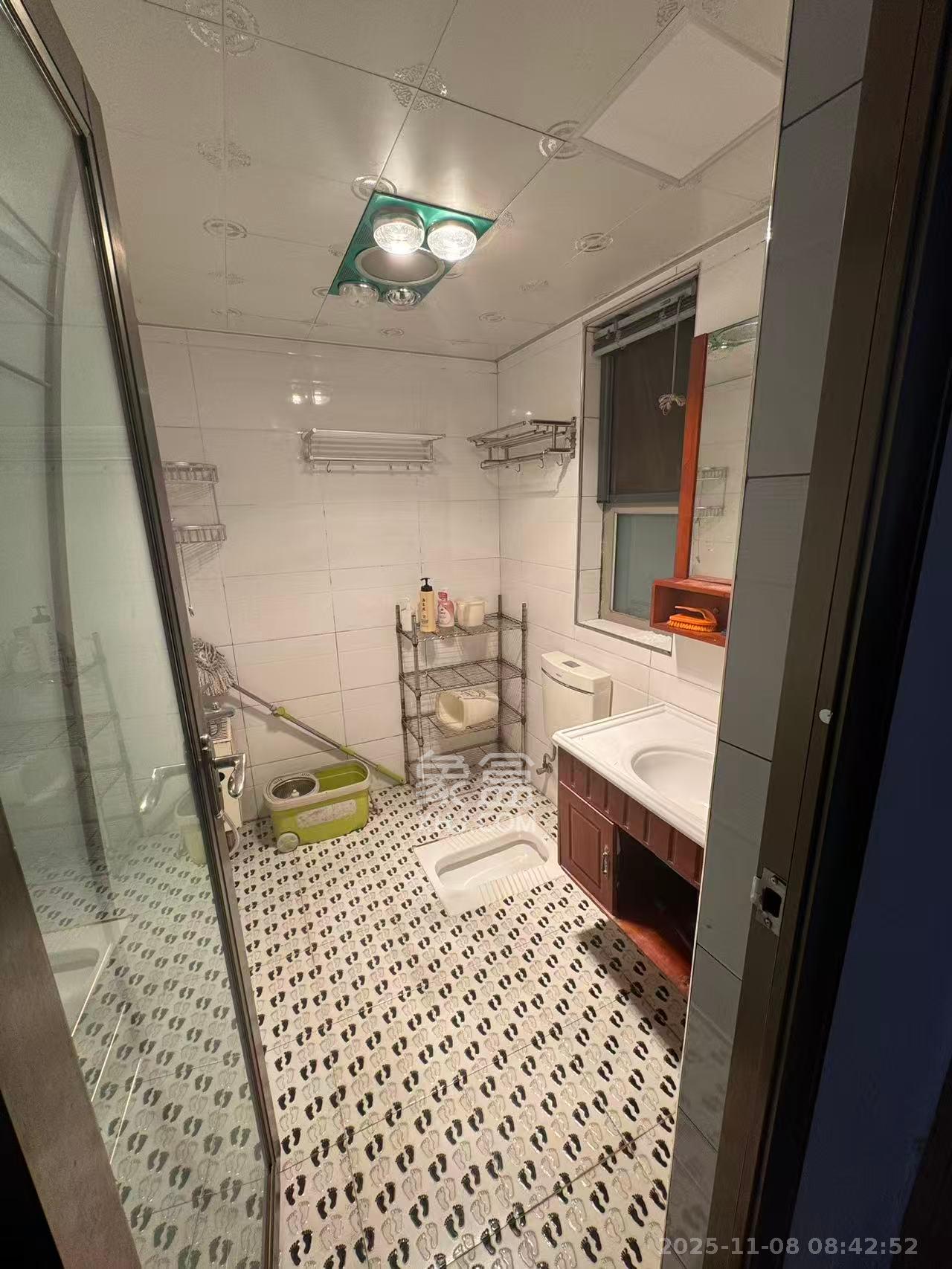 怡海星城  2室2厅1卫    1500.0元/月