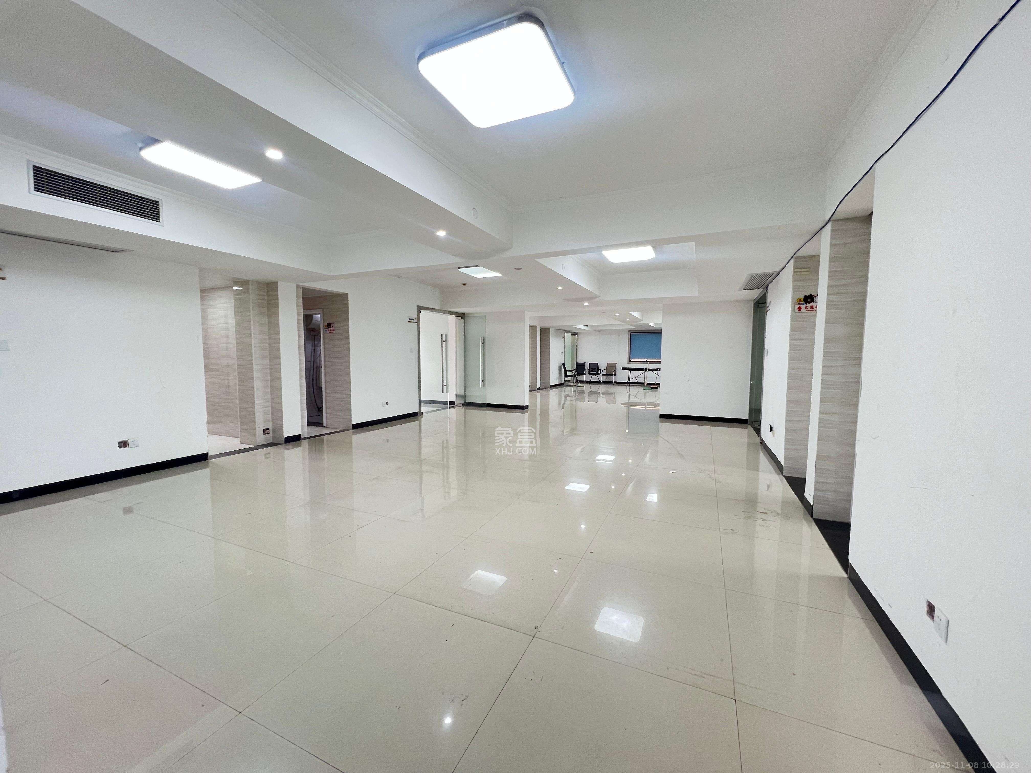 雅阁国际  1室0厅0卫    13500.0元/月室内图