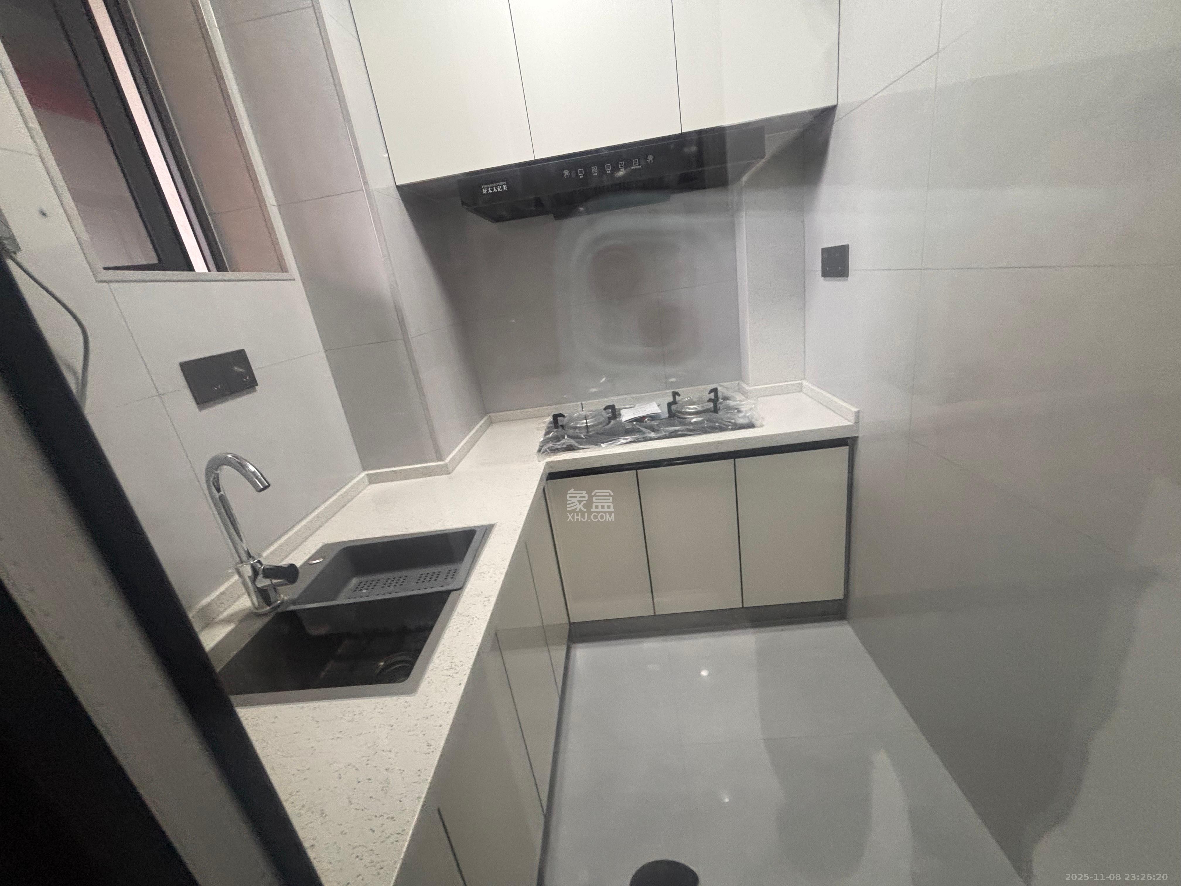 长盛上东区 1室1厅1卫 1600.0元/月 长盛上东区 1室1厅1卫 1600.0元/月室内图