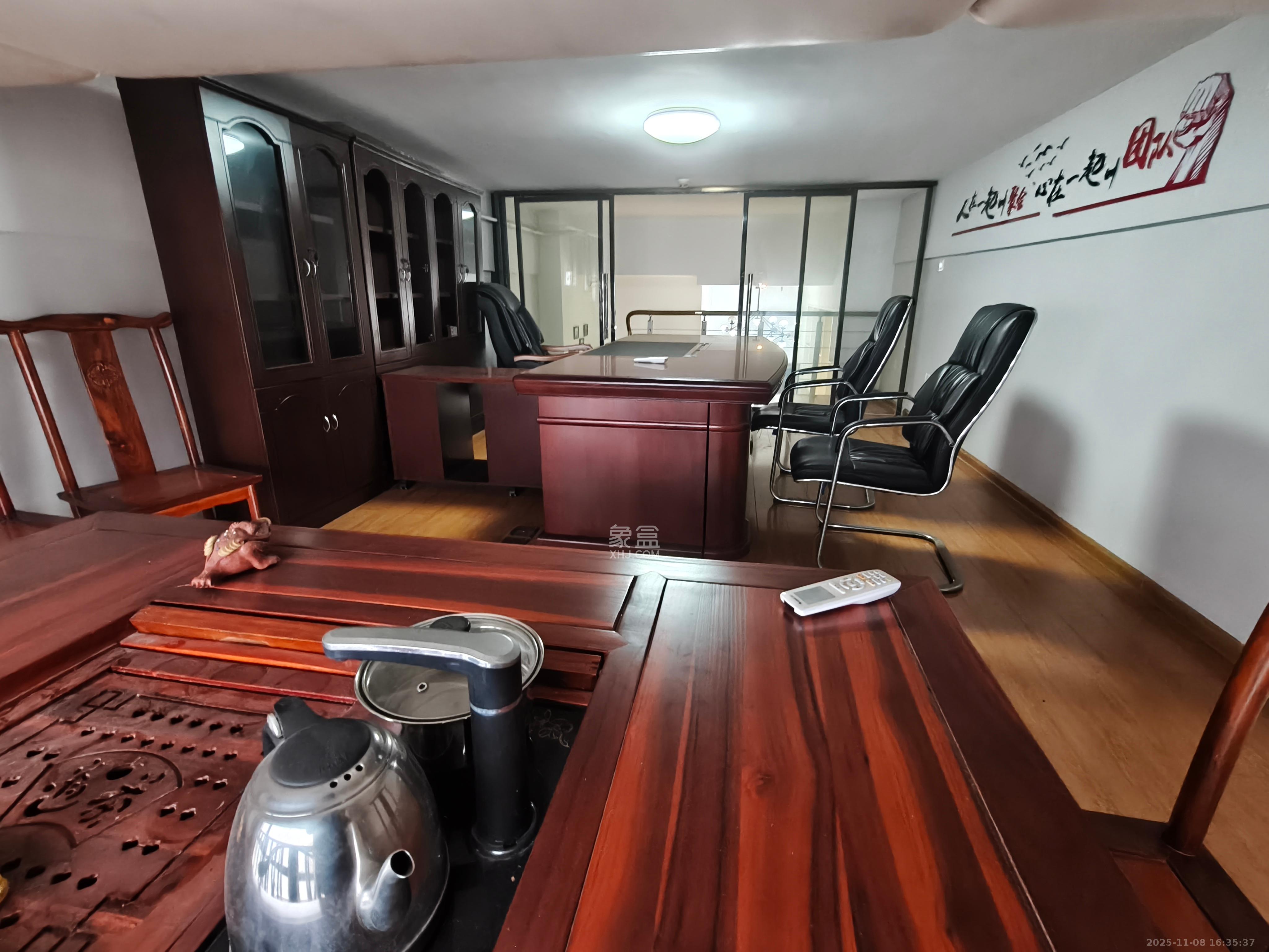 金科时代中心 1室1厅1卫 1400.0元/月 金科时代中心 1室1厅1卫 1400.0元/月室内图