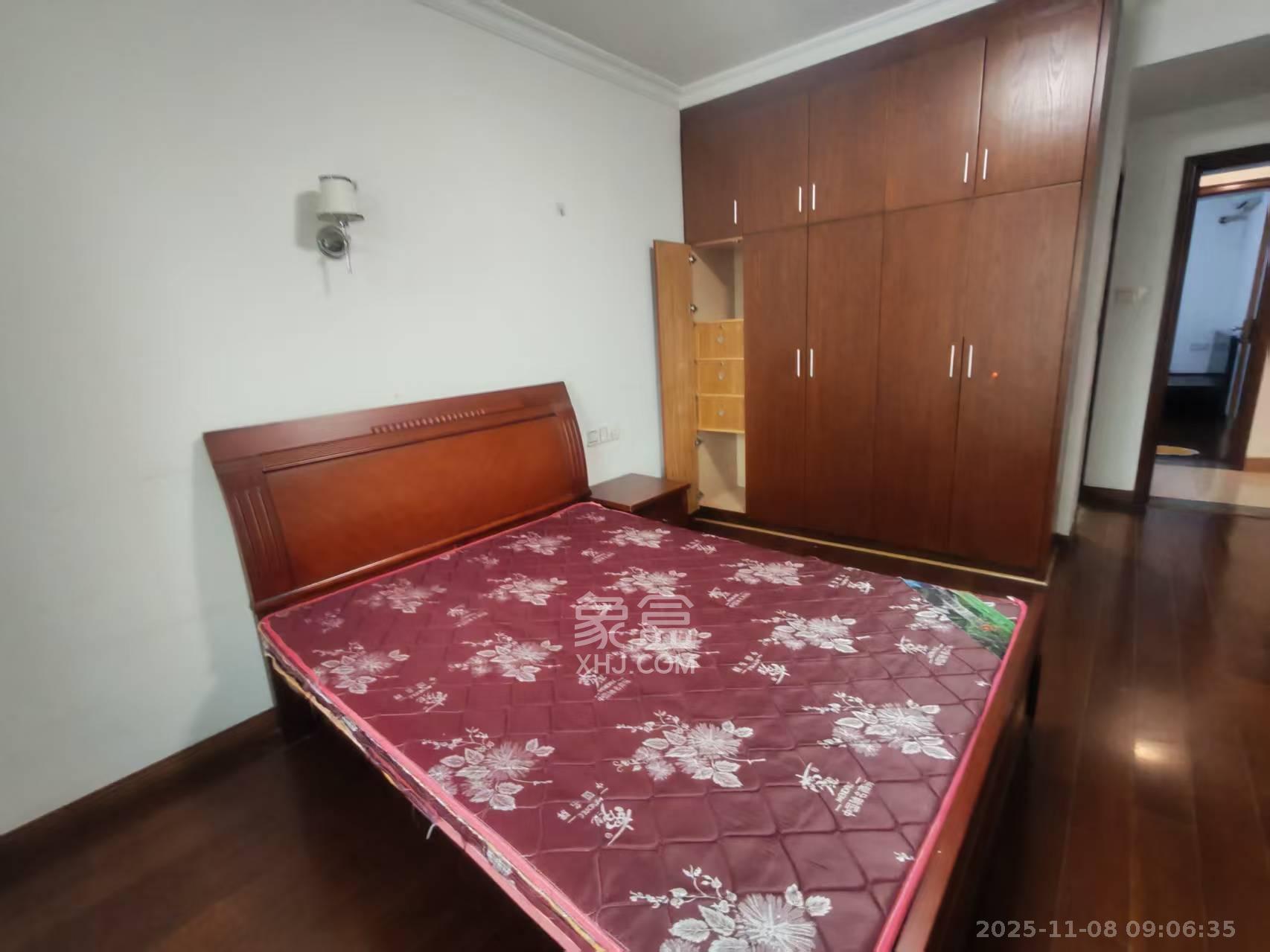 香雨一品 2室2厅2卫 1700.0元/月 香雨一品 2室2厅2卫 1700.0元/月室内图