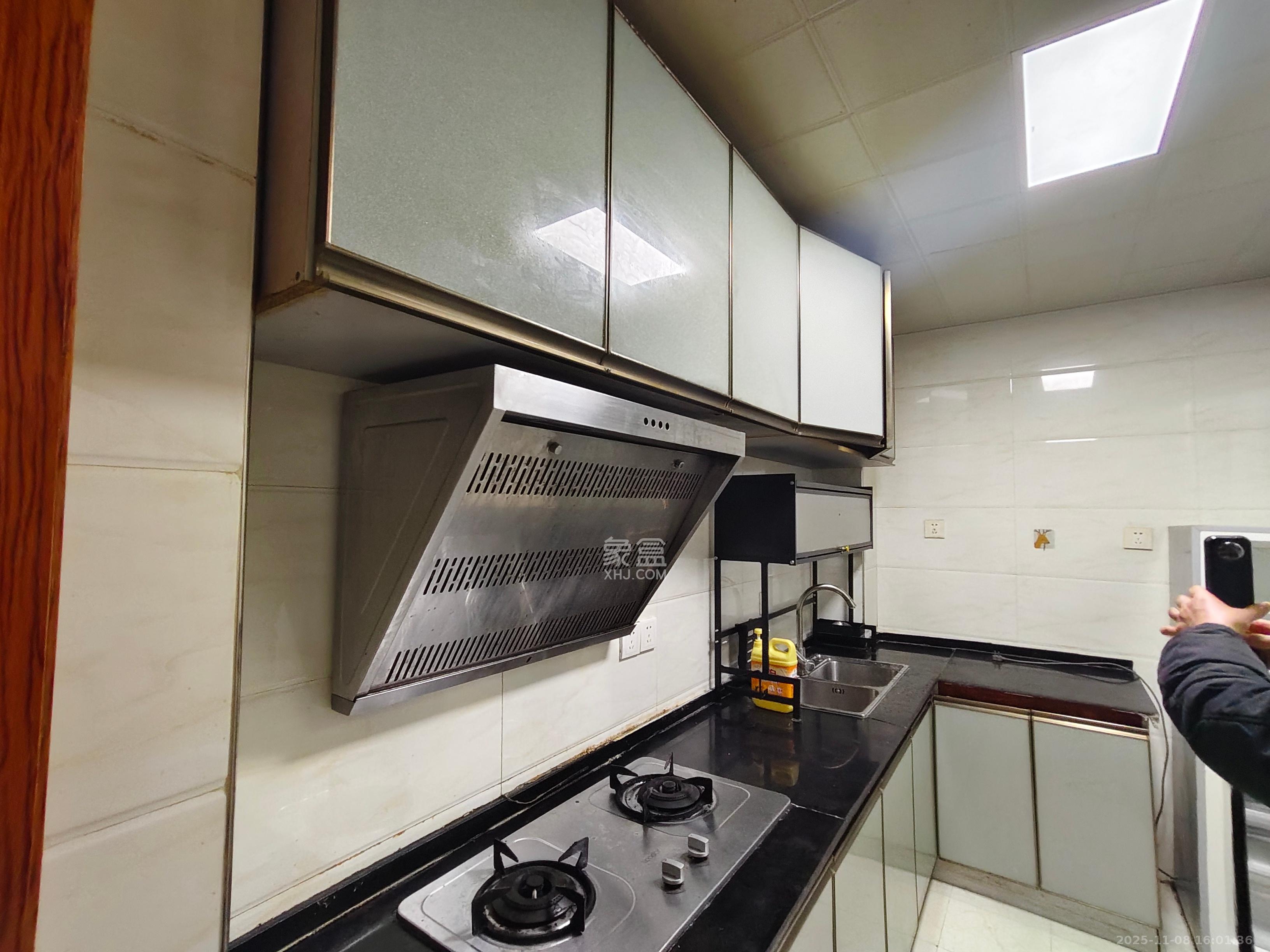 家和苑（原梅溪湖保障性住房一期）  2室2厅1卫    1800.0元/月