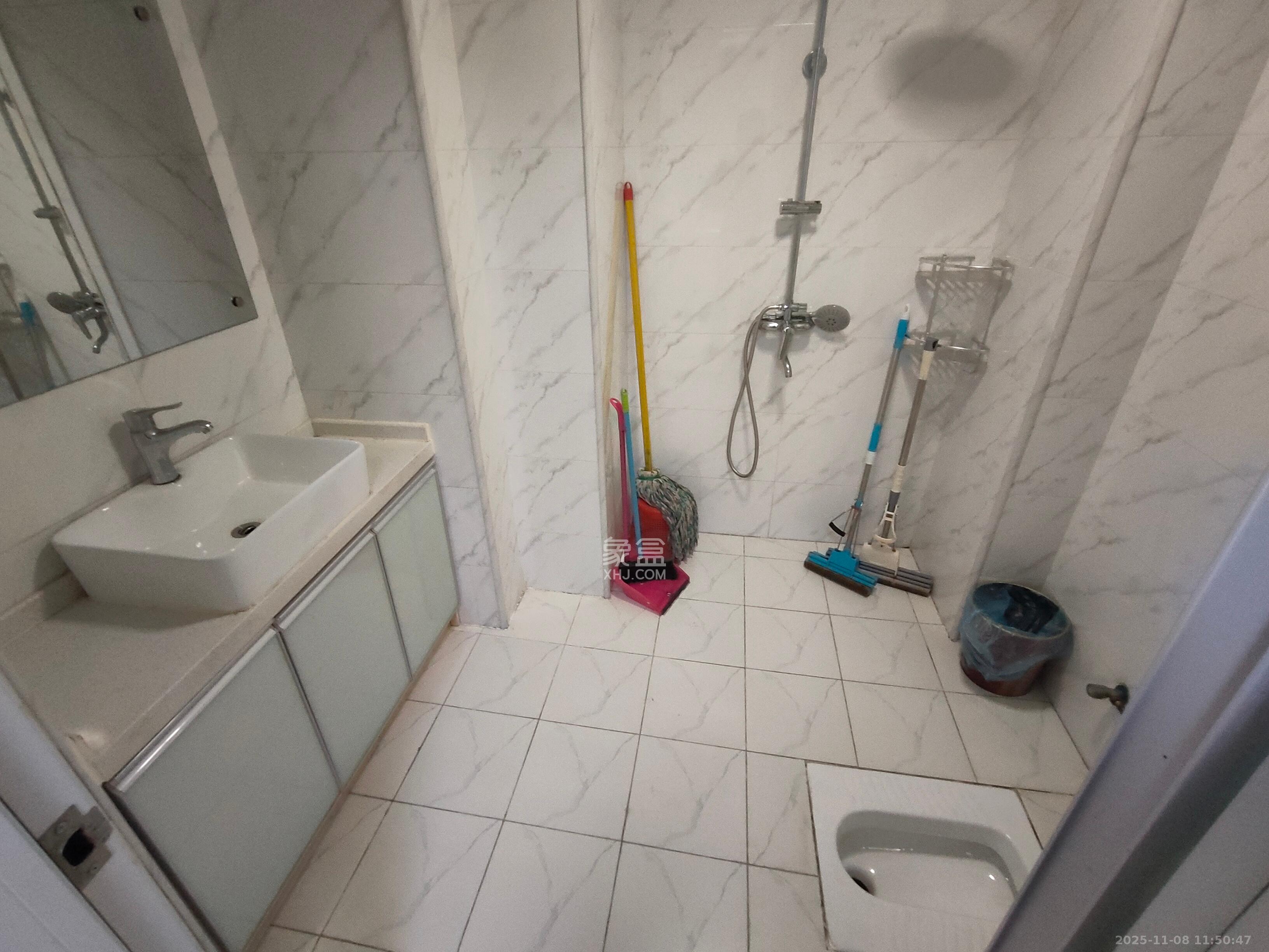 金科时代中心  1室1厅1卫    1500.0元/月室内图