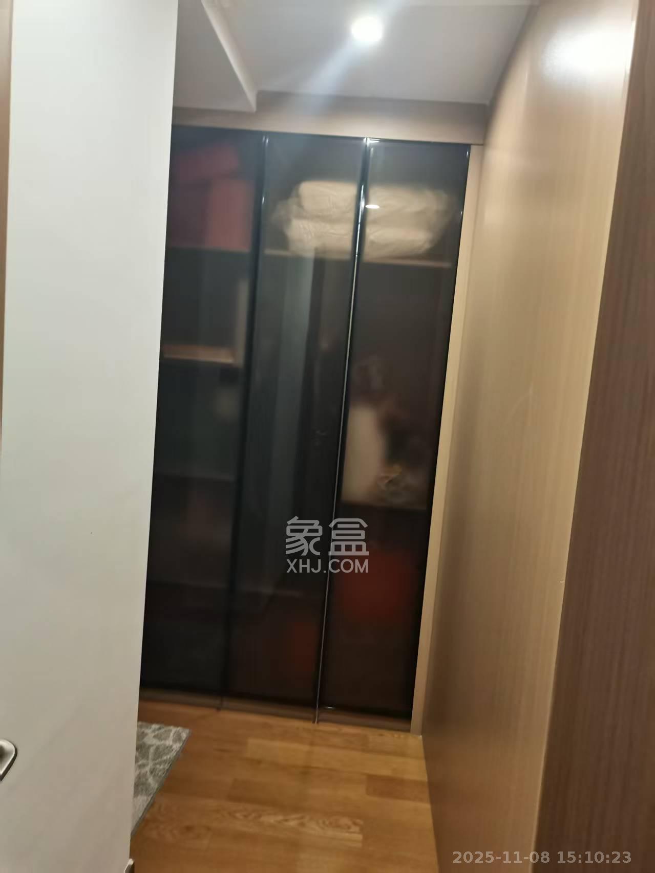 旭辉雨花郡 3室2厅2卫 3900.0元/月 旭辉雨花郡 3室2厅2卫 3900.0元/月室内图