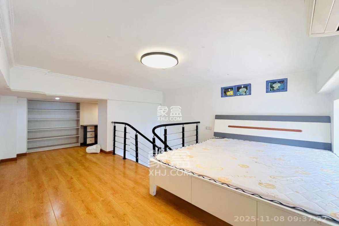 裕天国际商汇中心 1室0厅0卫 1600.0元/月 裕天国际商汇中心 1室0厅0卫 1600.0元/月室内图