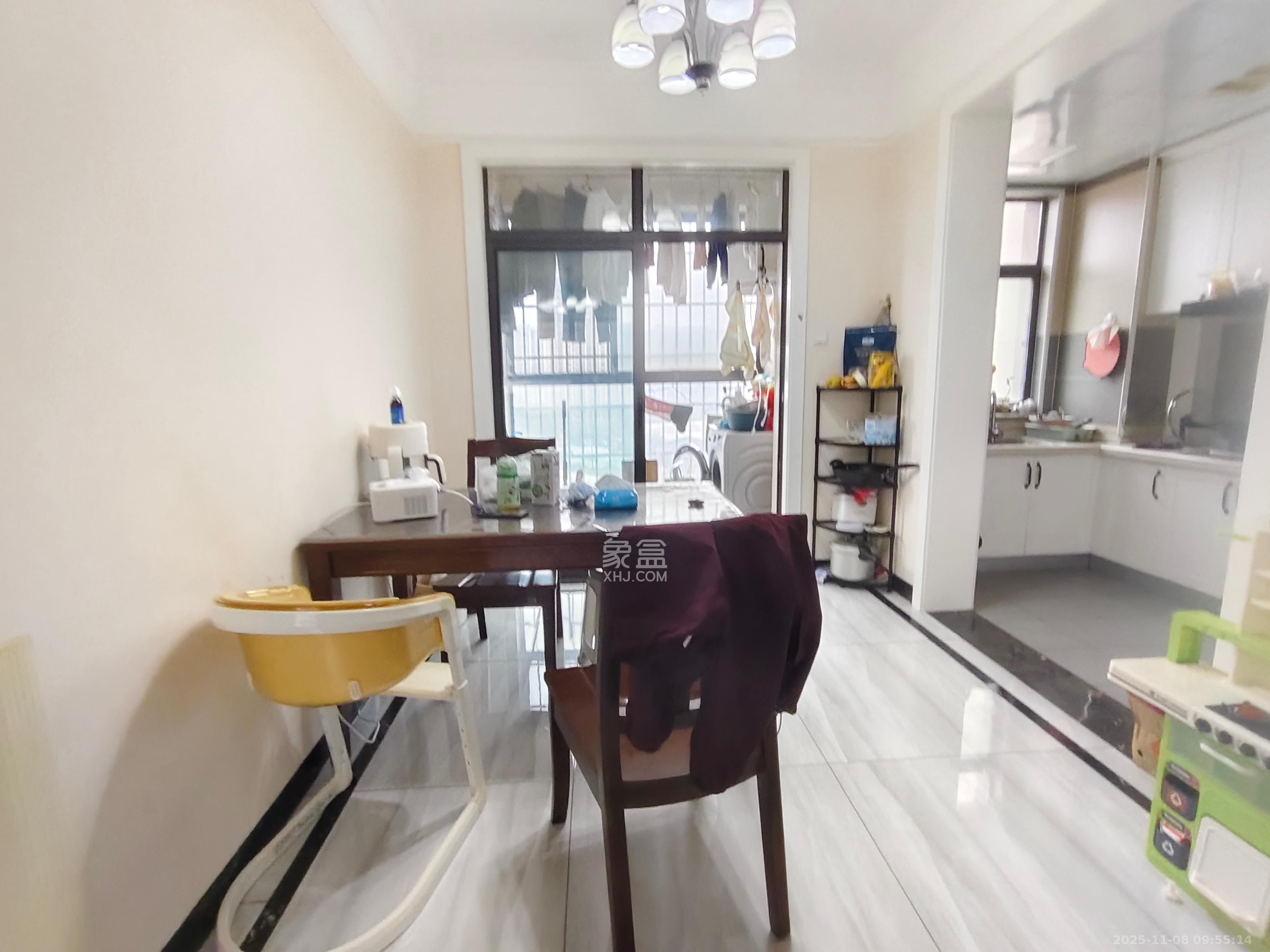 阳光丽城一期 4室2厅2卫 4200.0元/月 阳光丽城一期 4室2厅2卫 4200.0元/月室内图