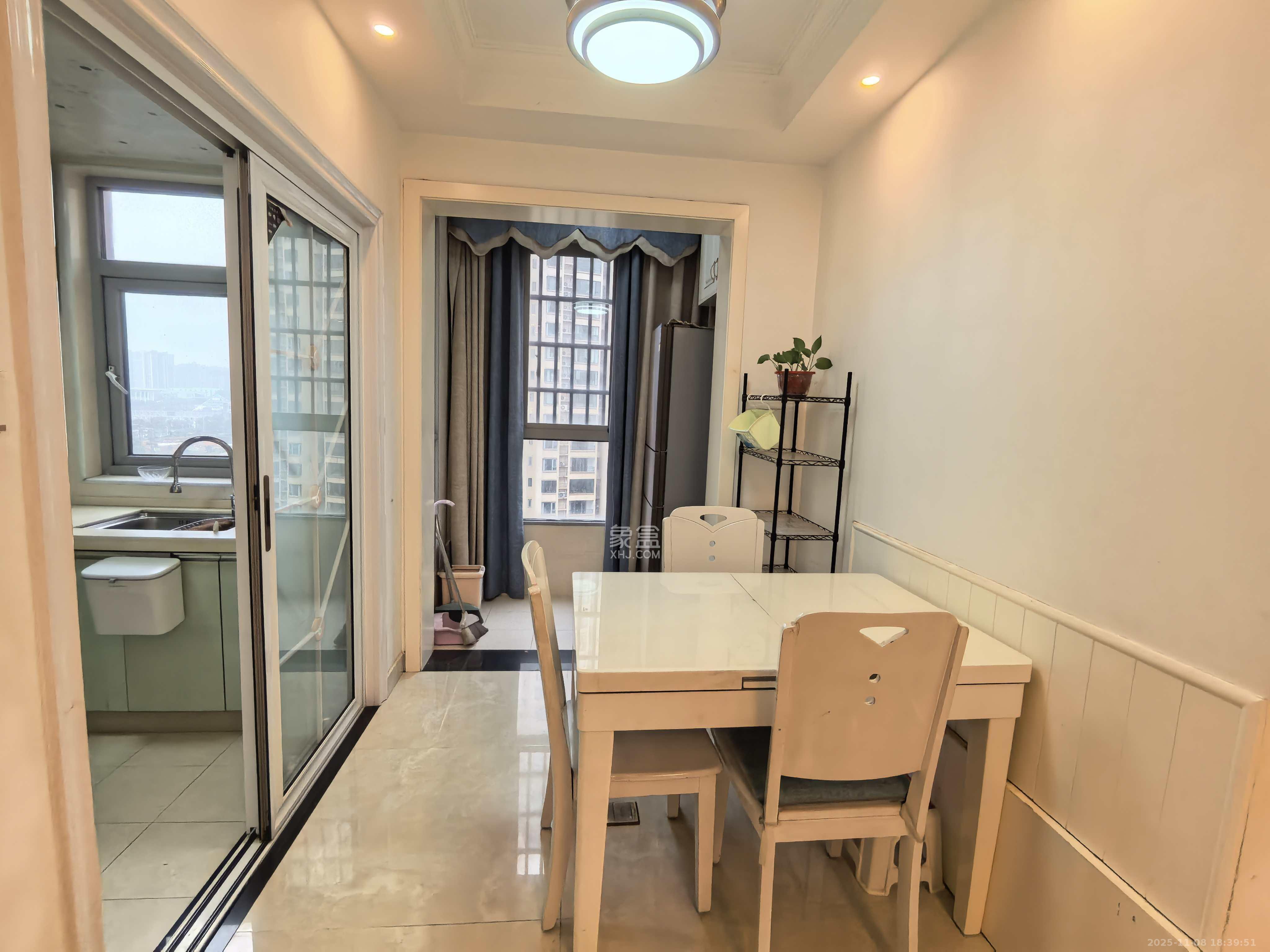 钱隆世家 3室2厅1卫 2000.0元/月 钱隆世家 3室2厅1卫 2000.0元/月室内图