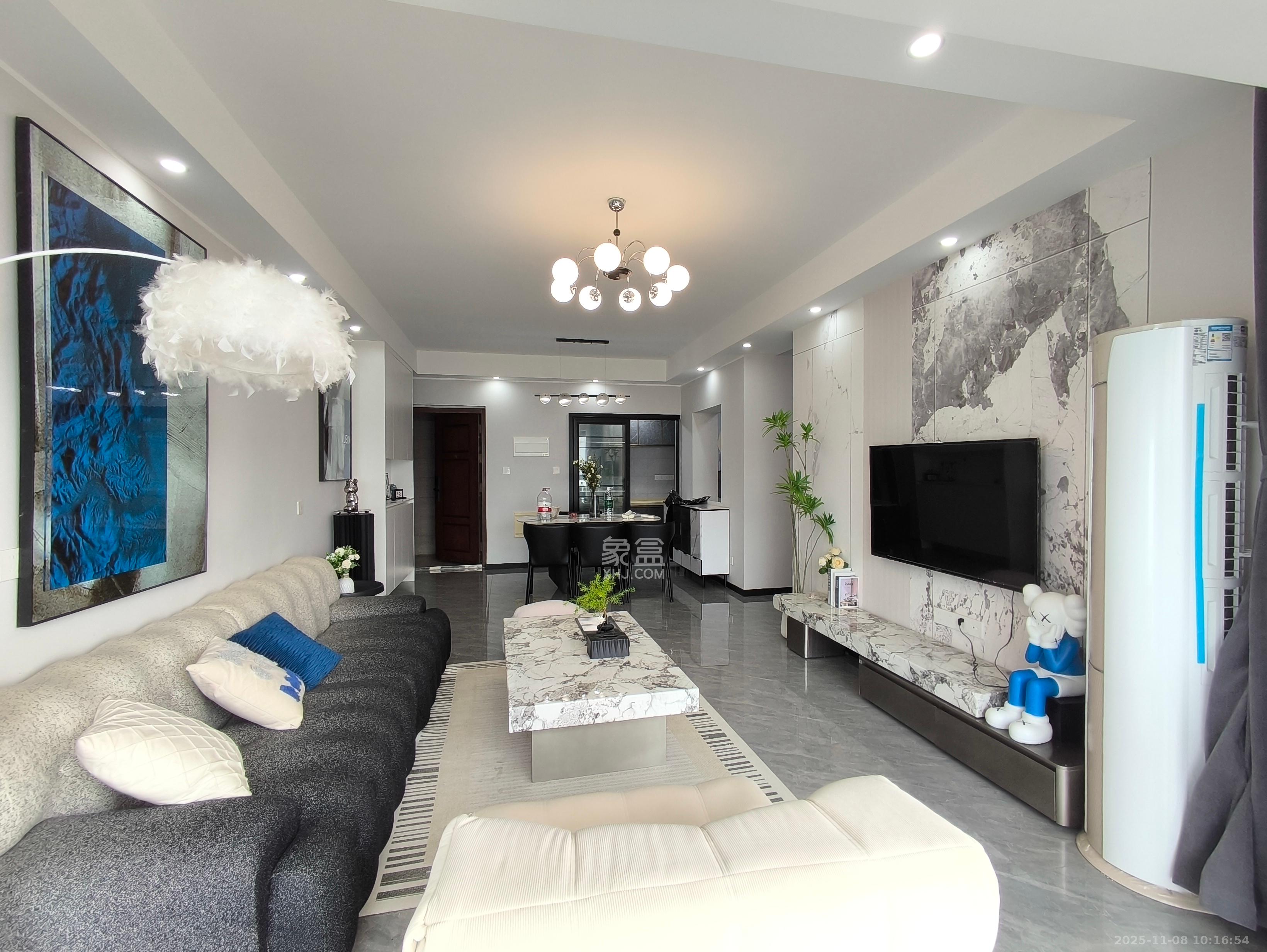 天祥水晶湾  4室2厅2卫    3500.0元/月