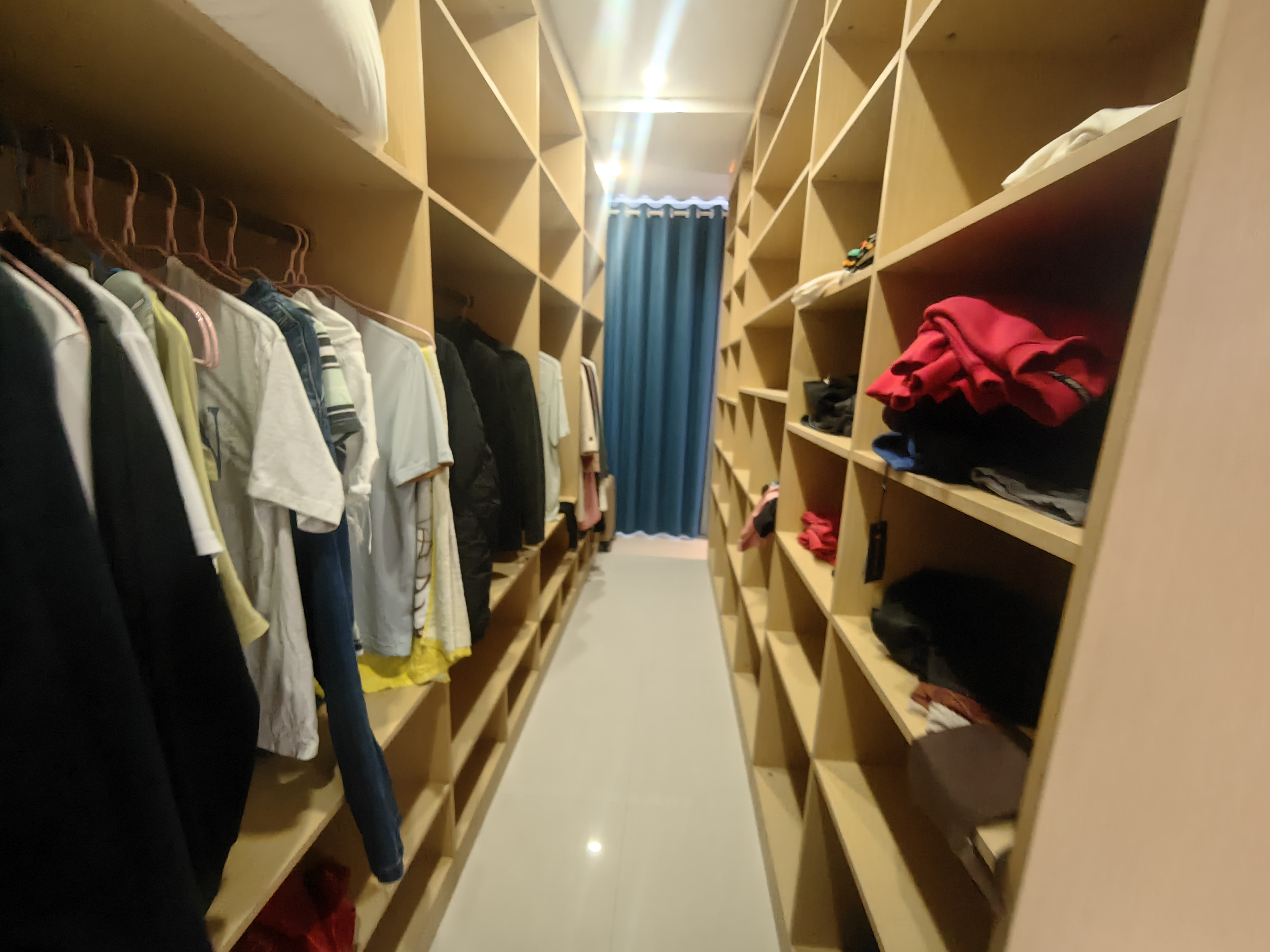 罗牛山花园 4室2厅4卫 7500.0元/月 罗牛山花园 4室2厅4卫 7500.0元/月室内图