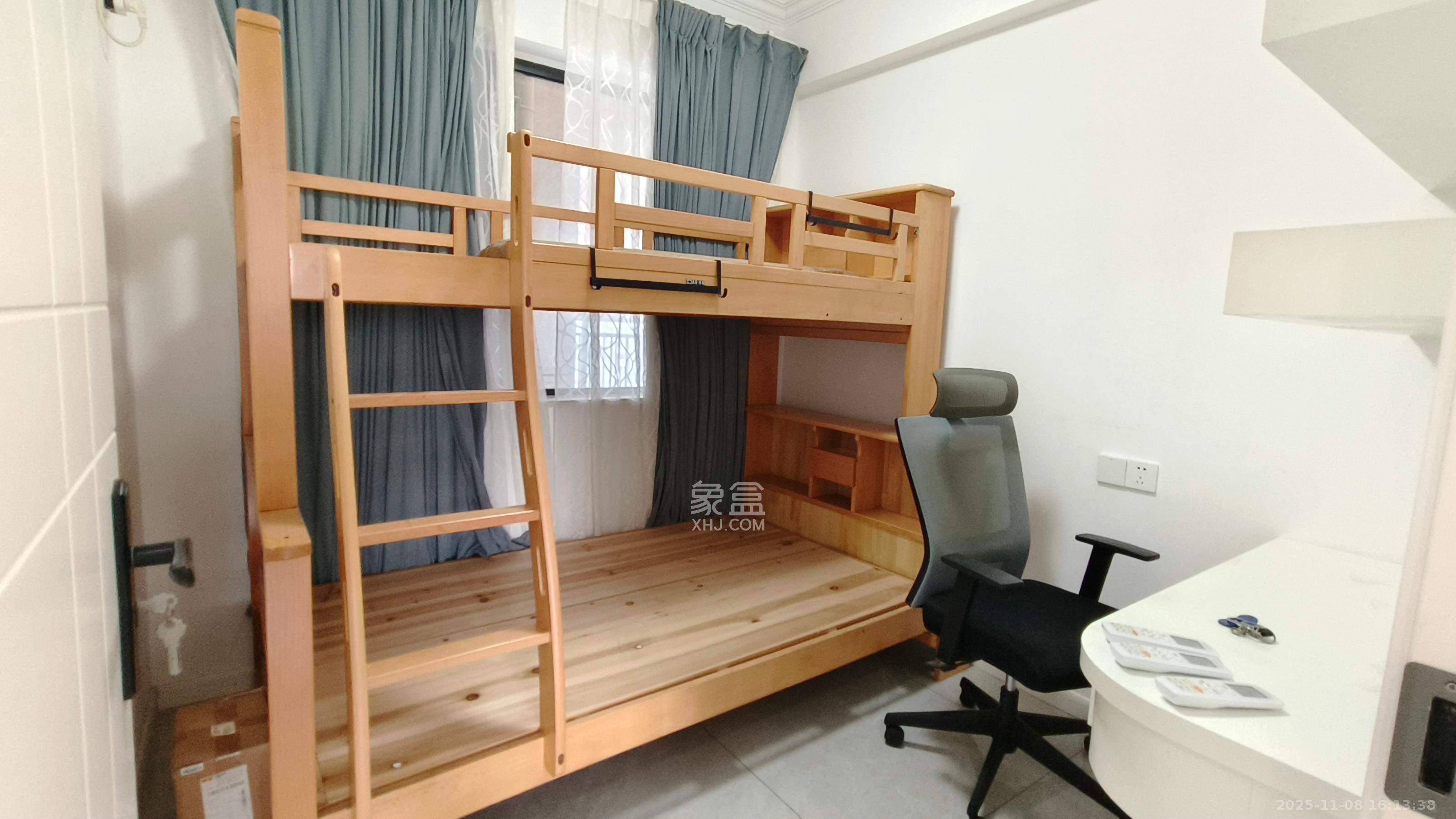 轻盐阳光CEO(轻盐雅苑)(轻奢时代)  3室2厅2卫    2800.0元/月室内图