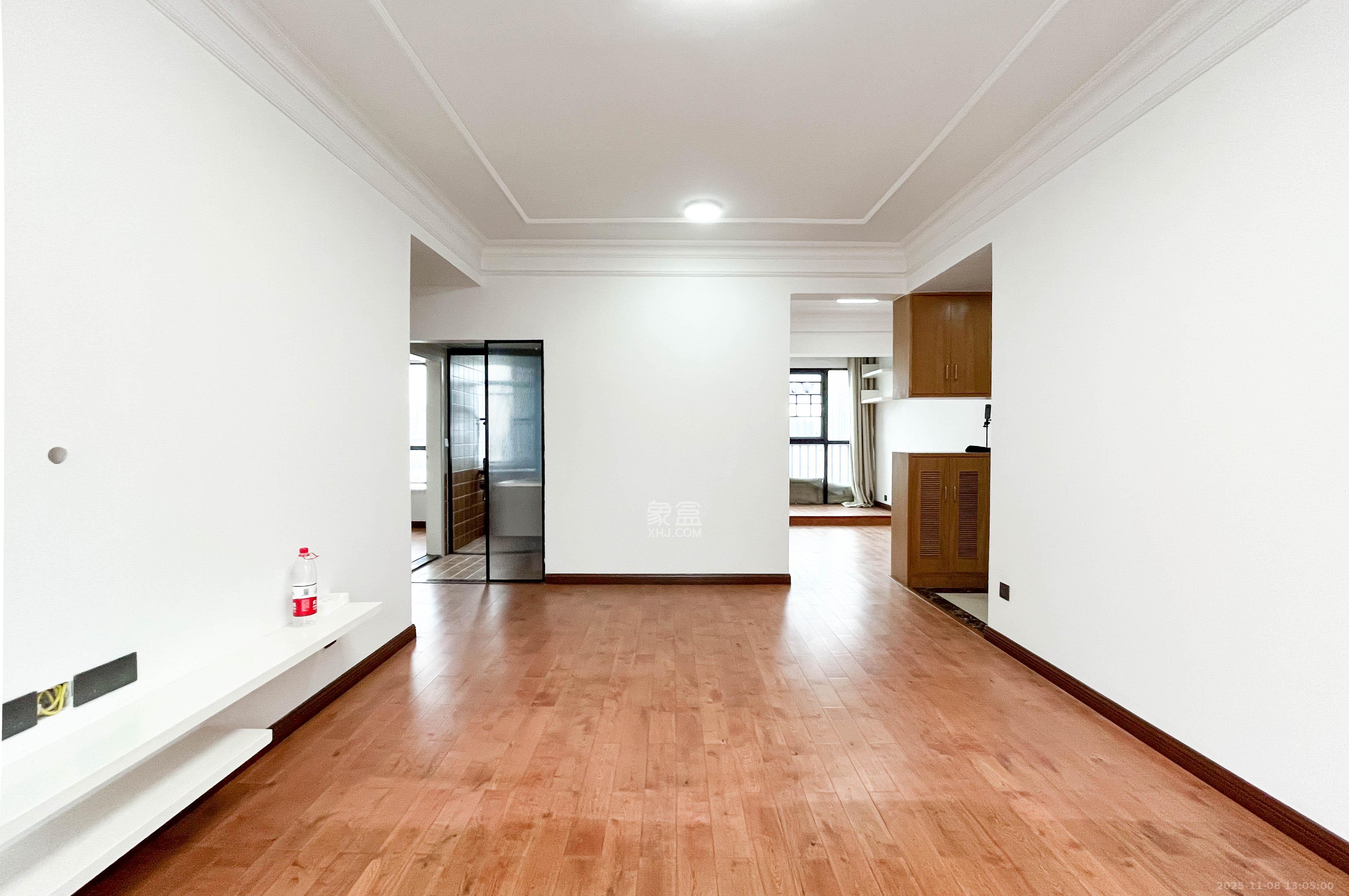 麓谷明珠 2室2厅1卫 75.0万 麓谷明珠 2室2厅1卫 75.0万客厅