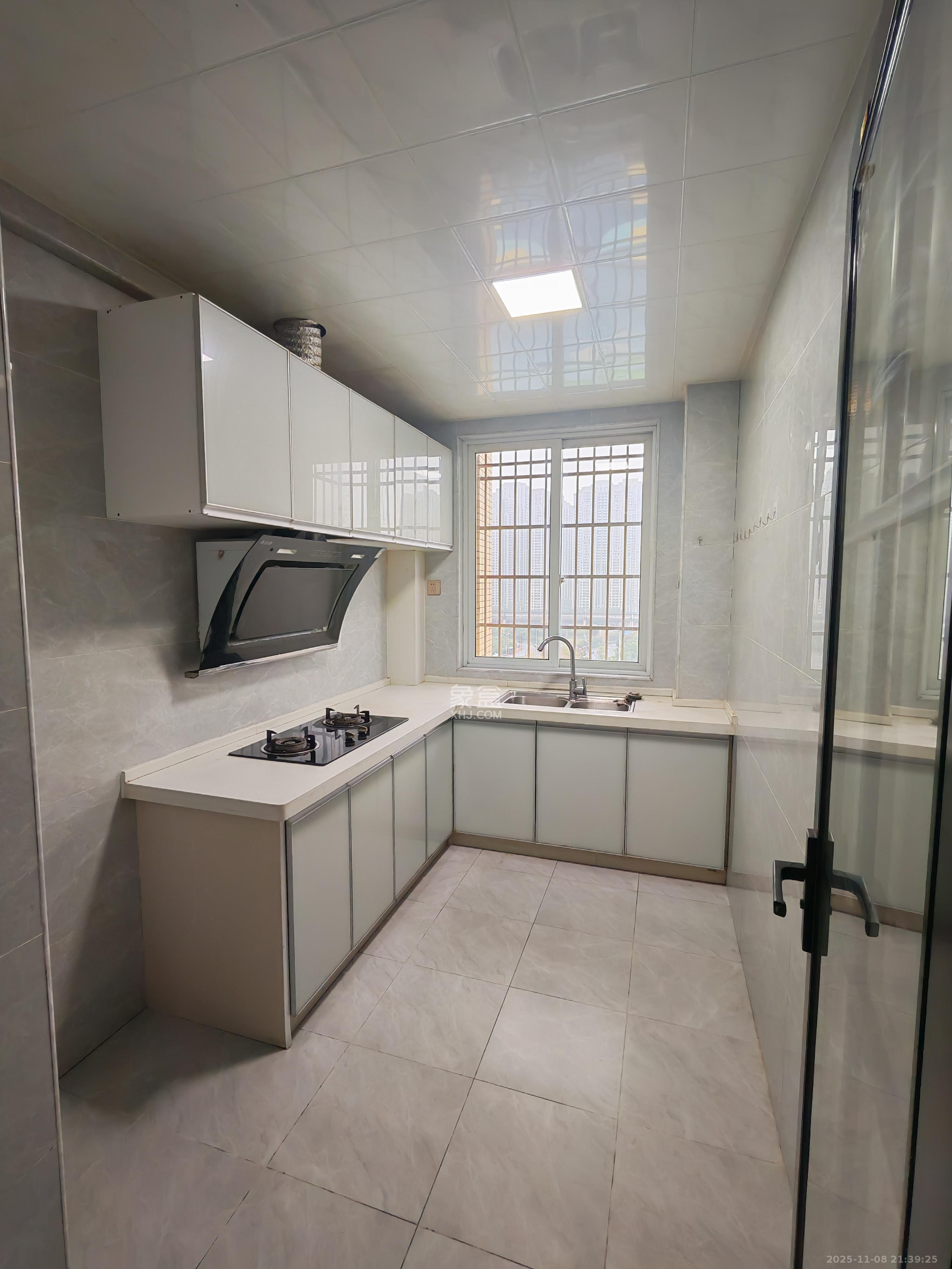 星城新宇川河苑  1室0厅0卫    1500.0元/月