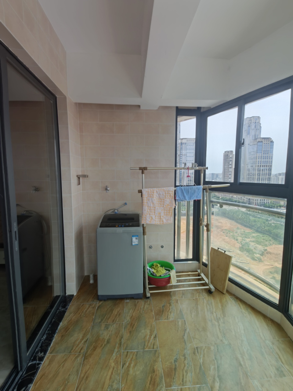 国兴城（B区）  2室2厅1卫    2800.0元/月室内图