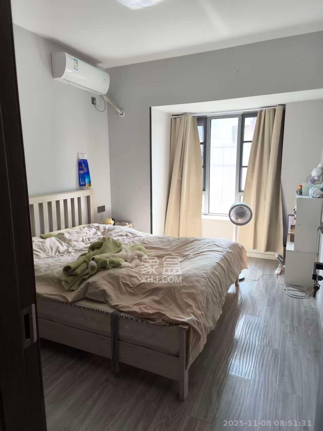 世茂铂翠湾四期（世茂悦享）  3室2厅1卫    2500.0元/月室内图